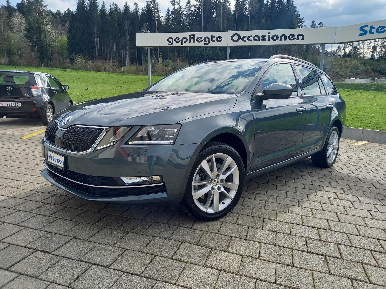 SKODA Octavia Combi 2.0 TDI Style 4x4 DSG