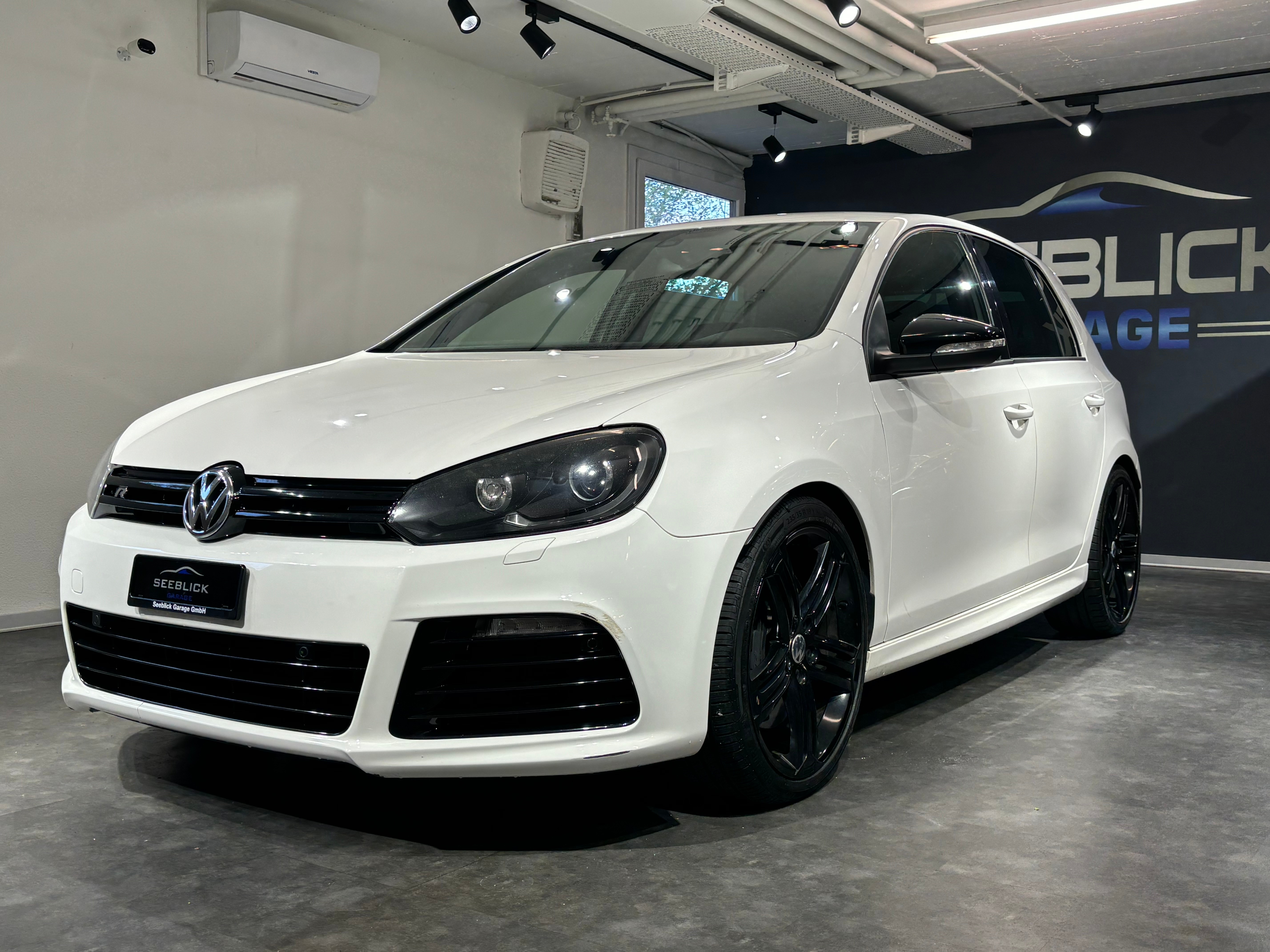 VW Golf 2.0 TSI R 4Motion DSG