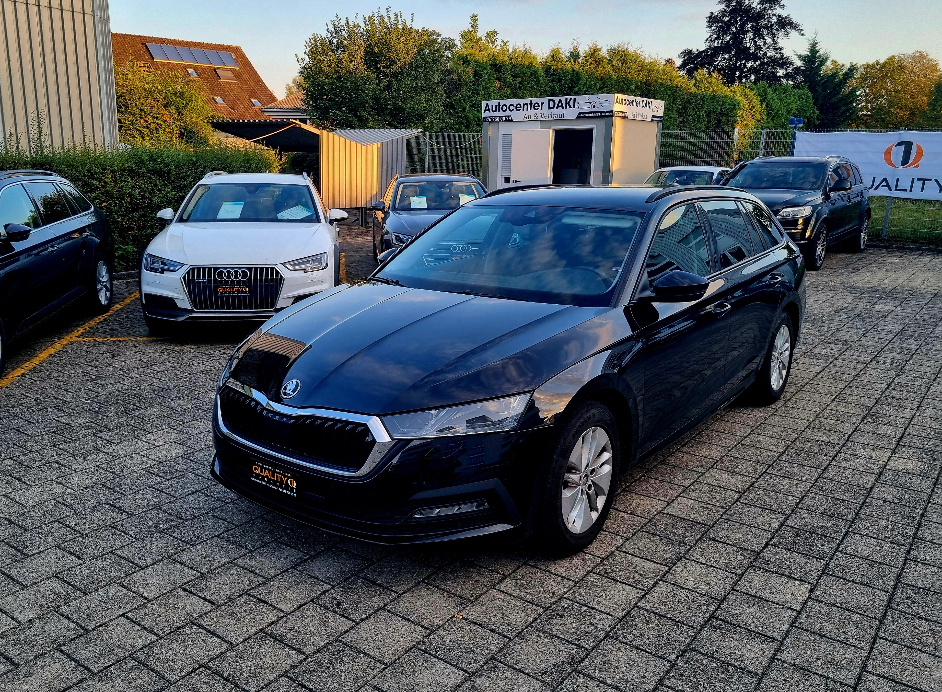 SKODA Octavia Combi 2.0 TDI DSG Ambition