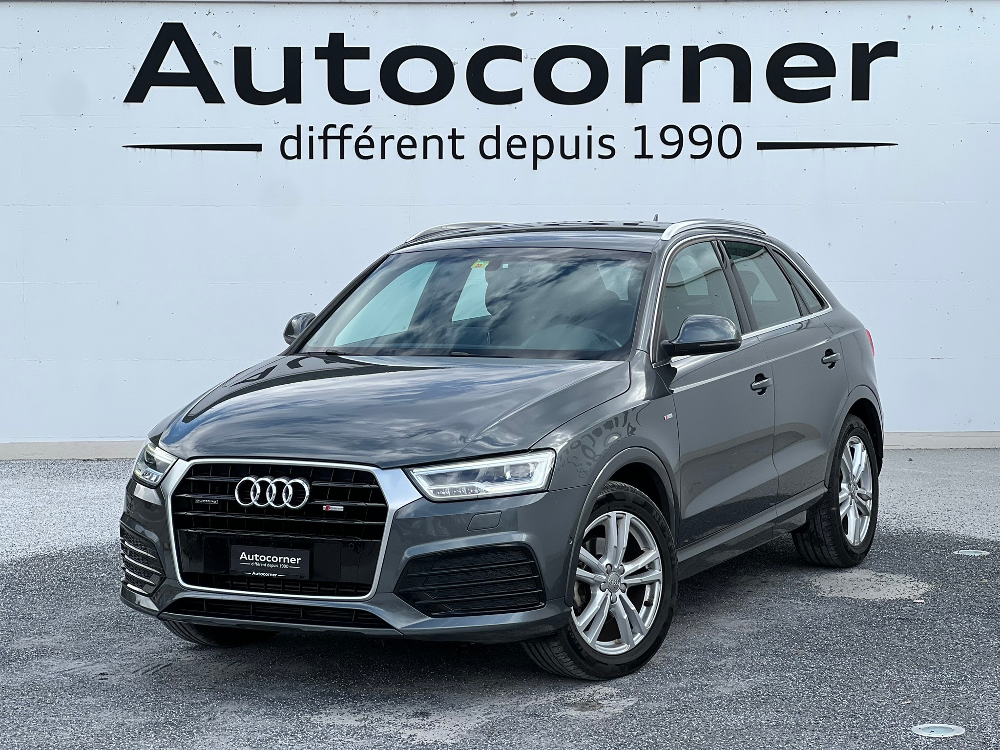 AUDI Q3 2.0 TFSI sport quattro S-tronic