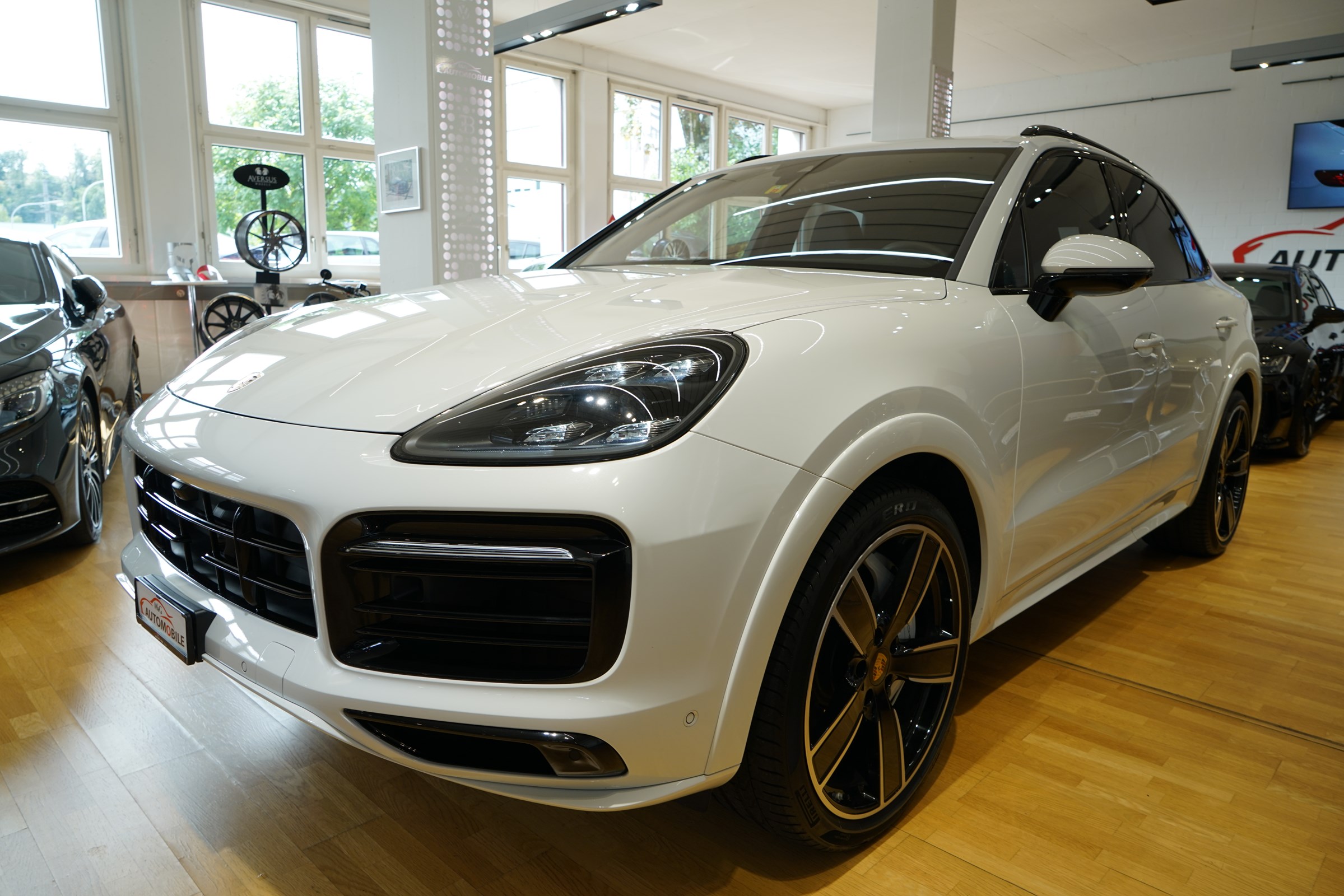 PORSCHE Cayenne GTS