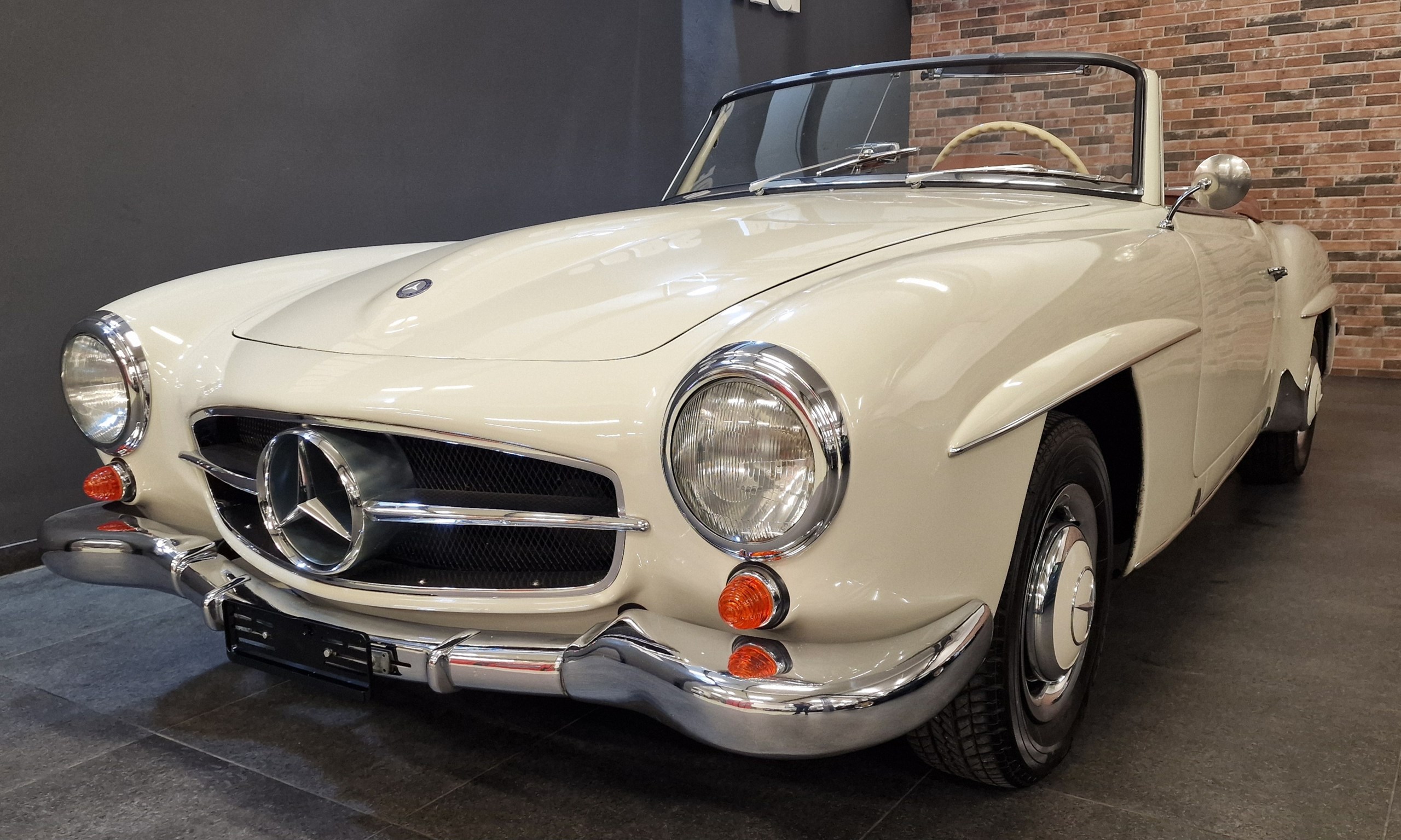 MERCEDES-BENZ 190 SL W121