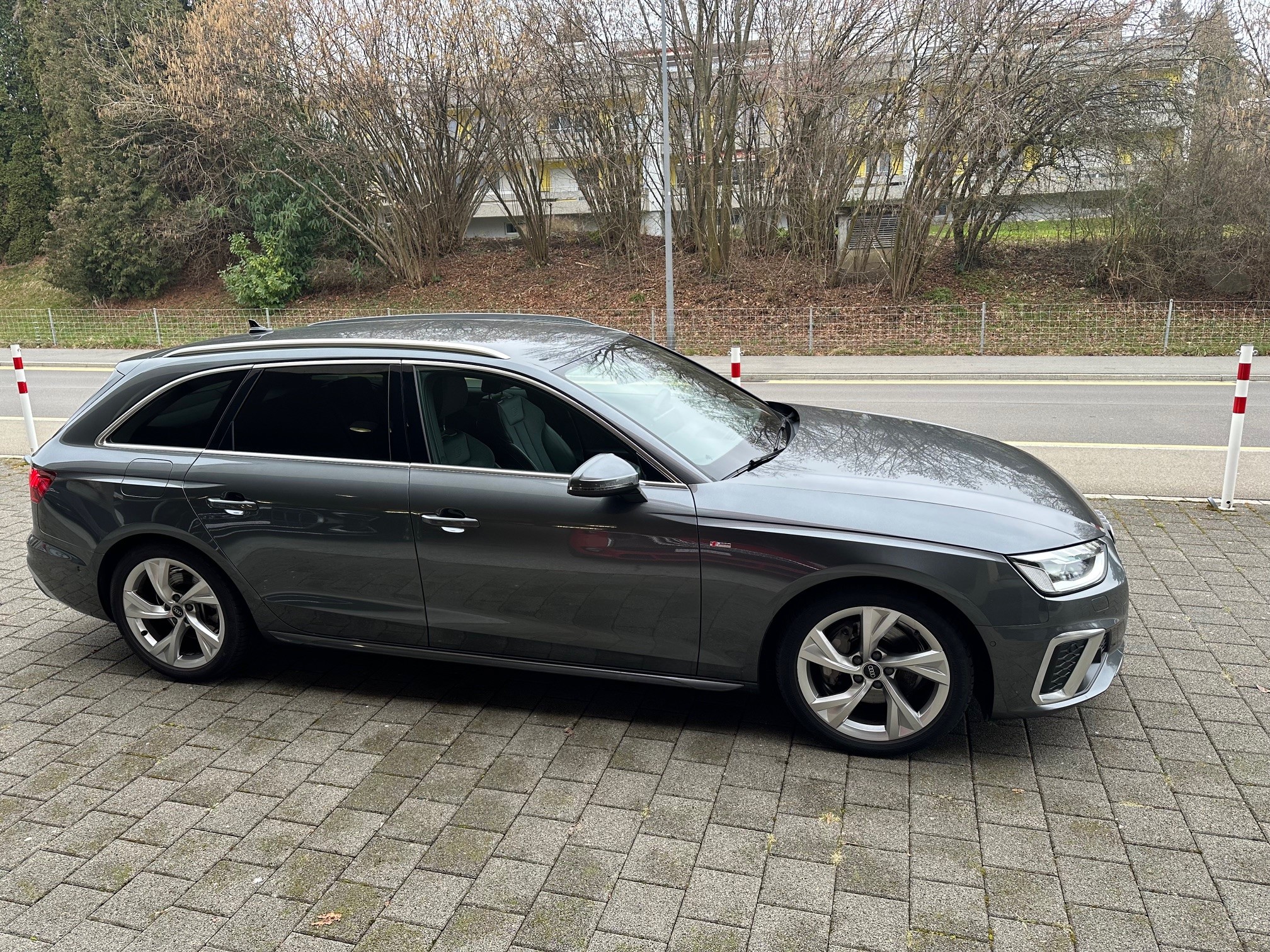 AUDI A4 Avant 40 TDI S line quattro S-tronic