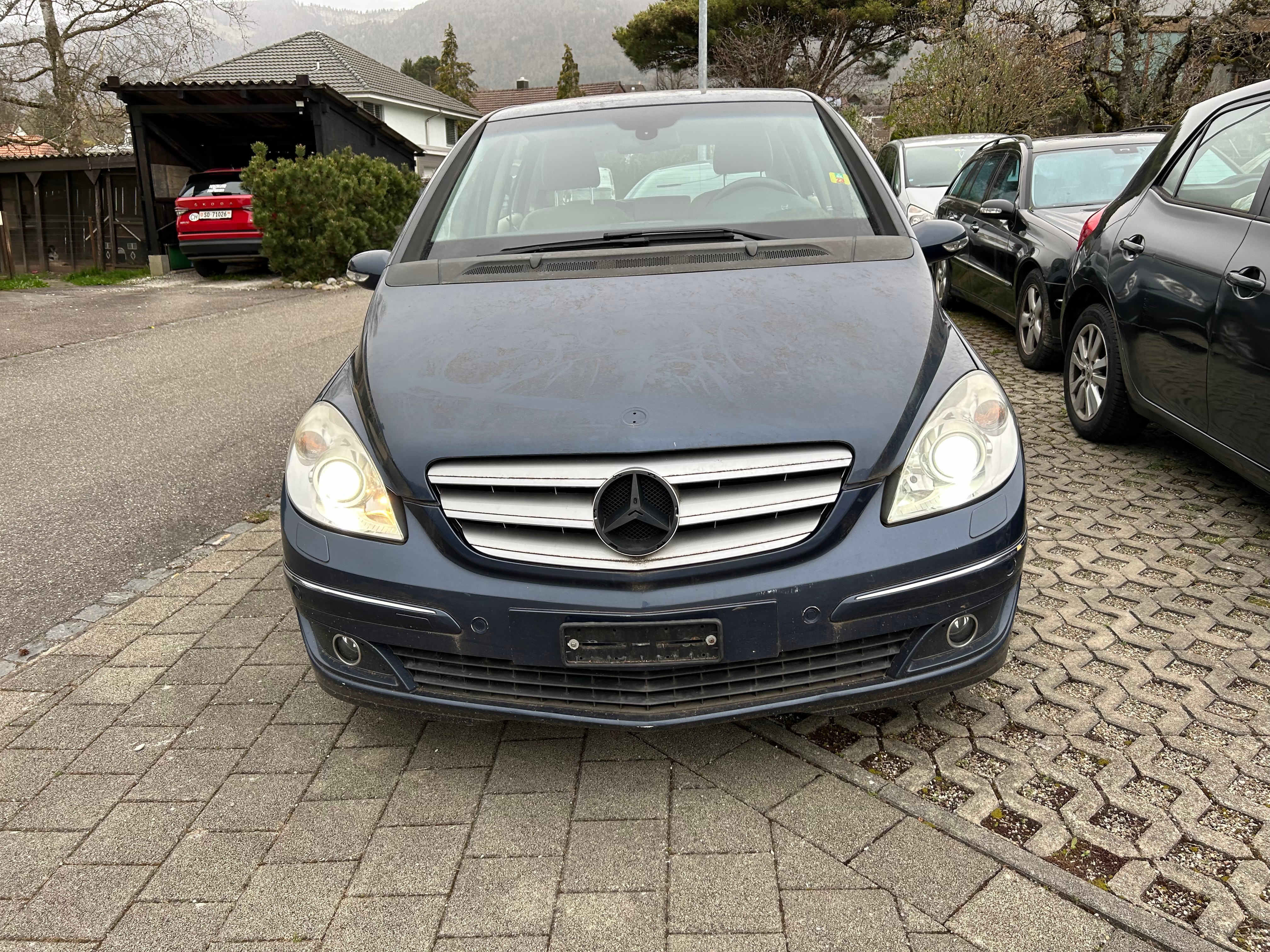 MERCEDES-BENZ B 200 T