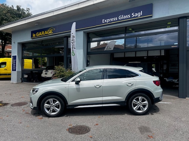 AUDI Q3 35 TFSI S line Attraction S-tronic