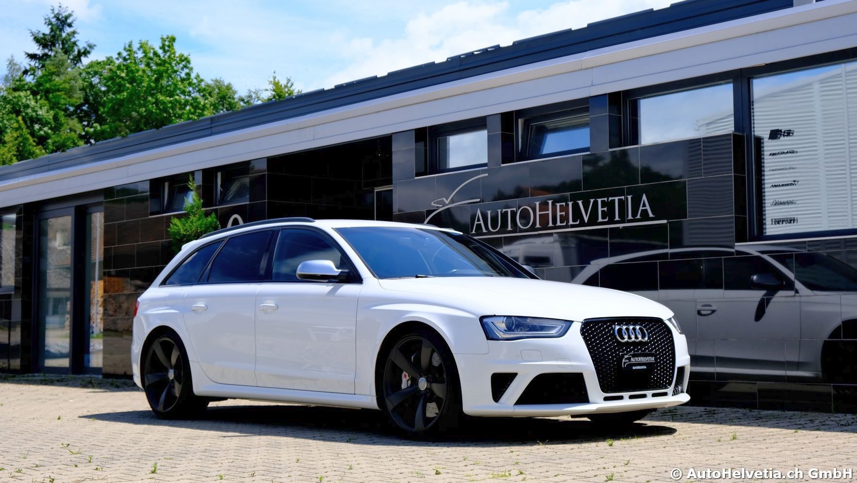 AUDI RS4 Avant 4.2 FSI V8 quattro S-tronic