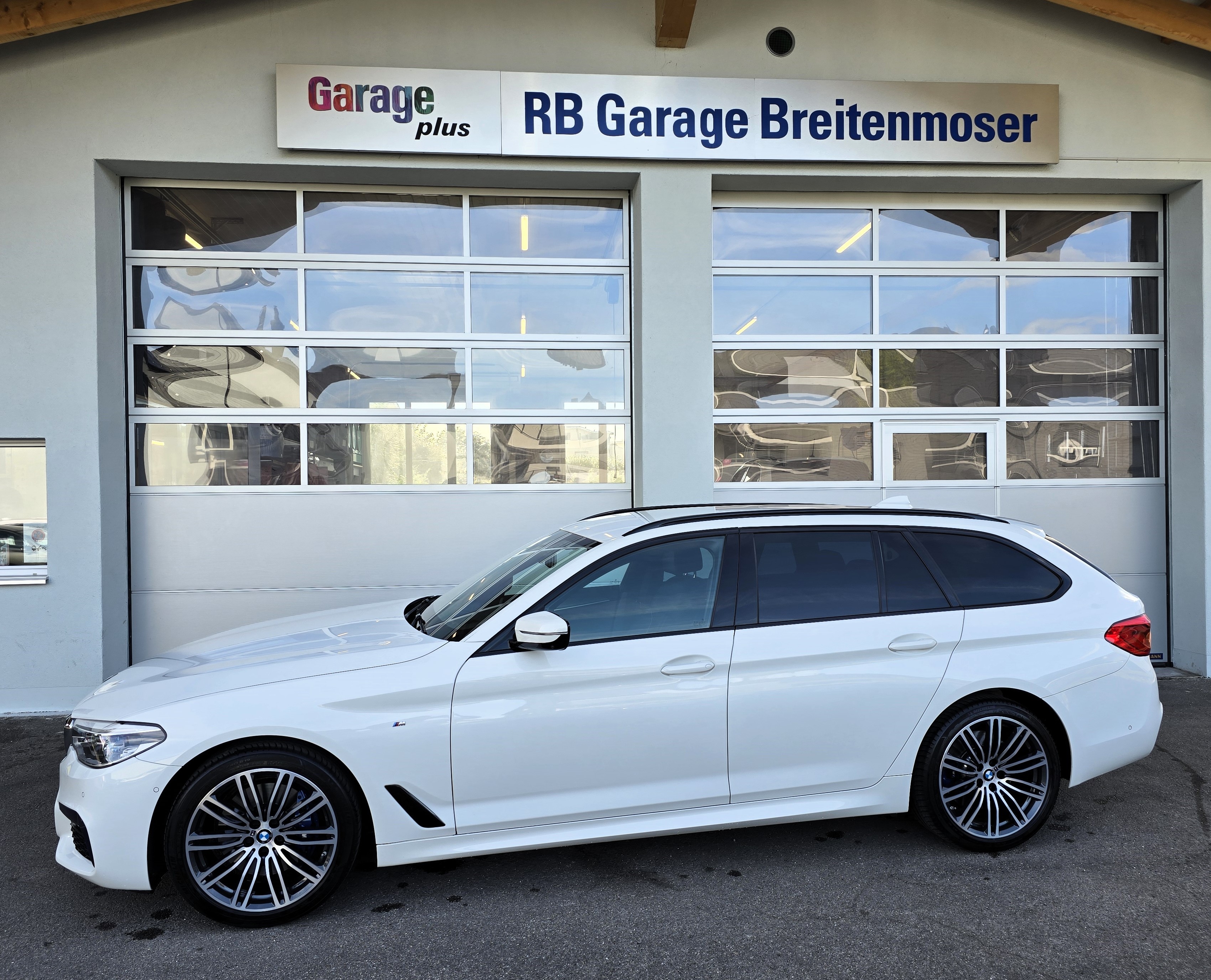 BMW 530d xDrive Touring Pure M Sport Edition Steptr.