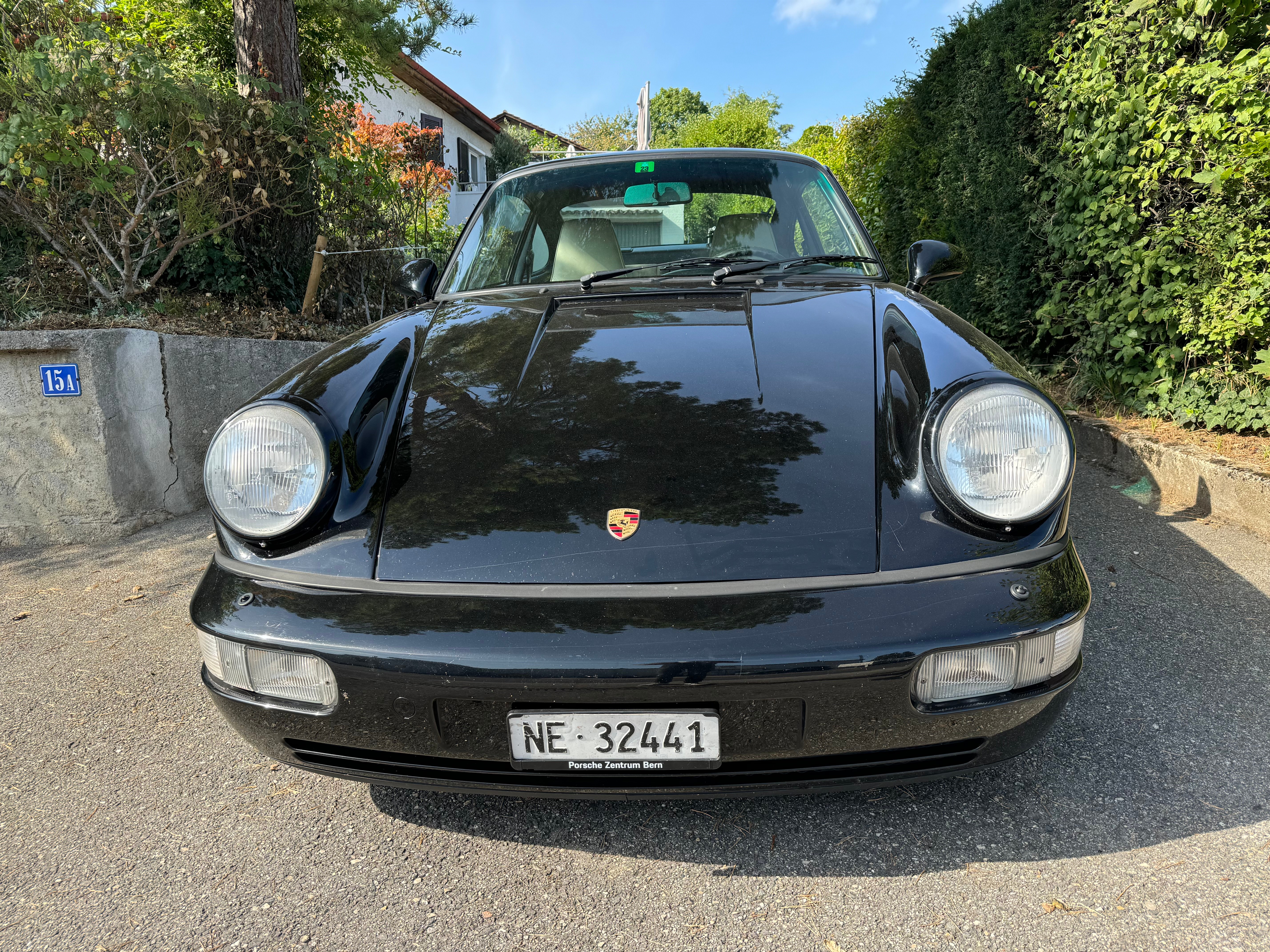 PORSCHE 911 Carrera 4