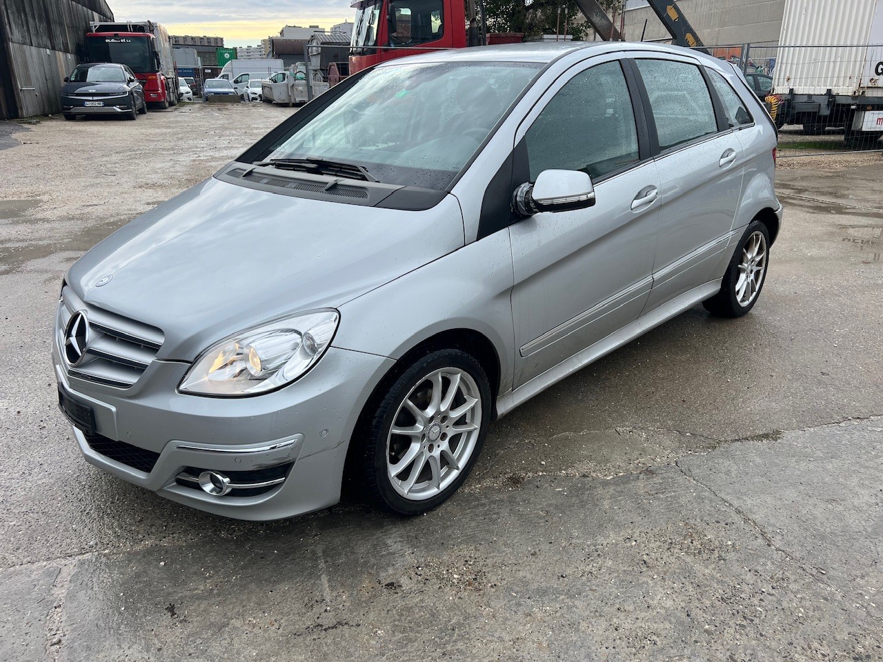 MERCEDES-BENZ B 180 (170) Autotronic