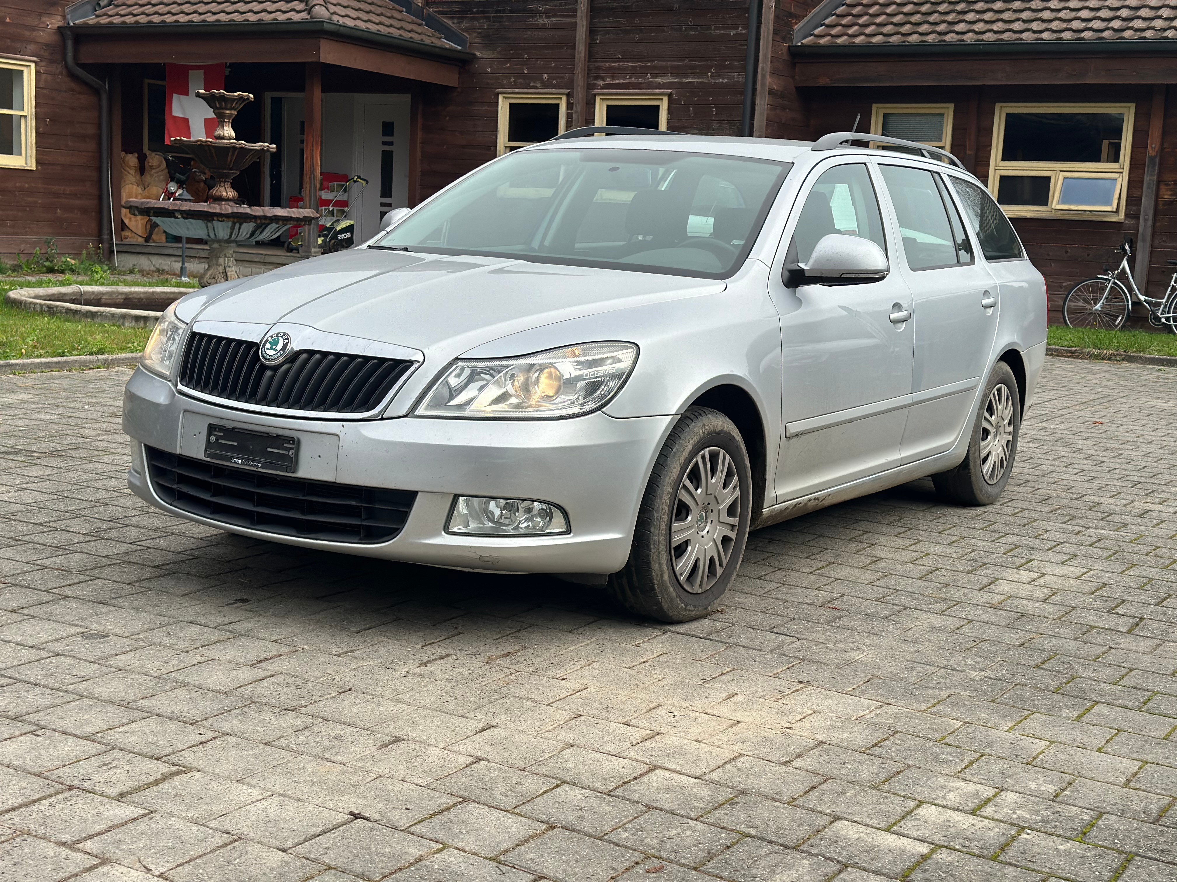 SKODA Octavia Combi 2.0 TDI Family DSG