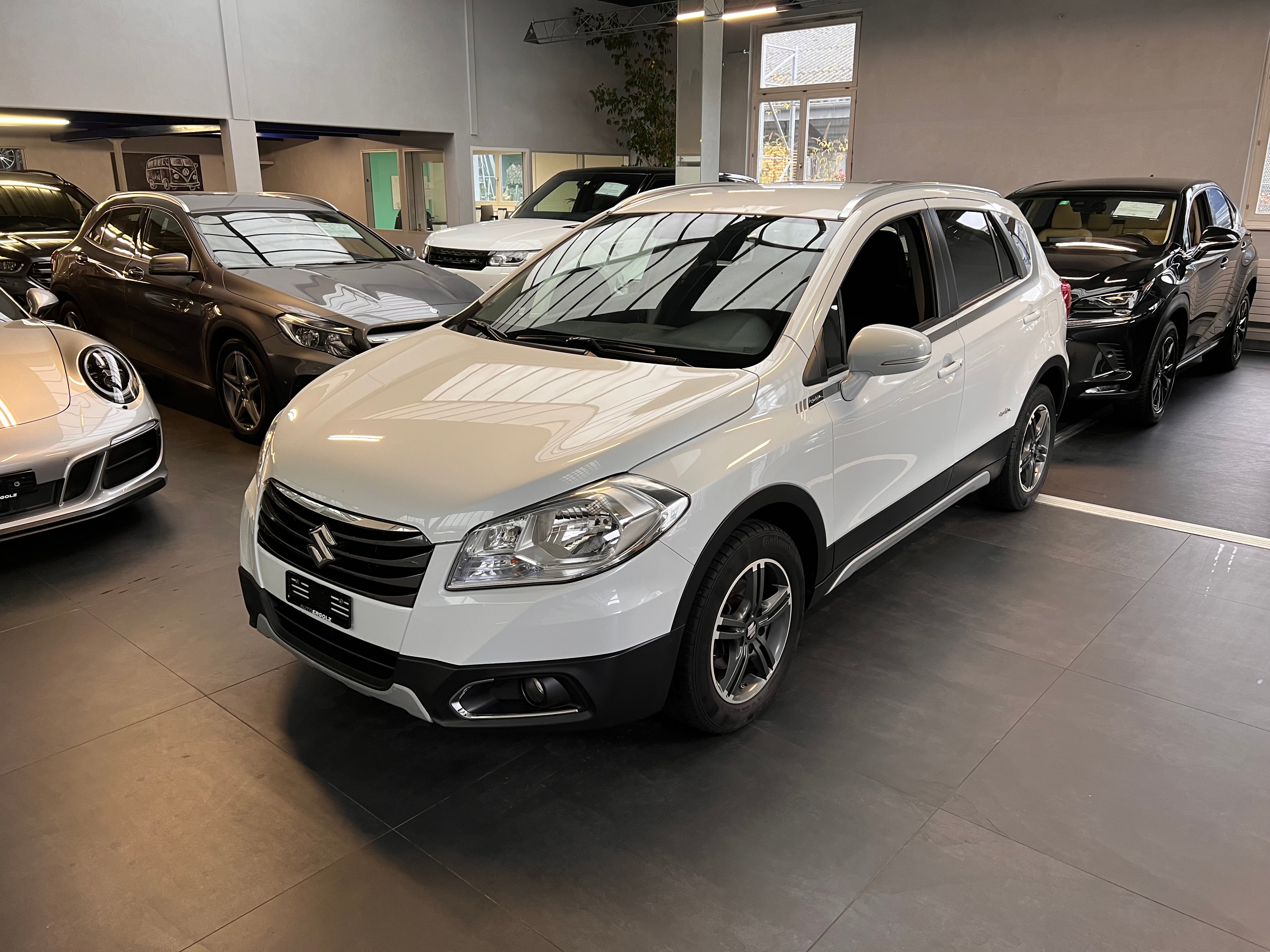 SUZUKI SX4 S-Cross 1.6 TD PizSulai Top 4WD TCSS