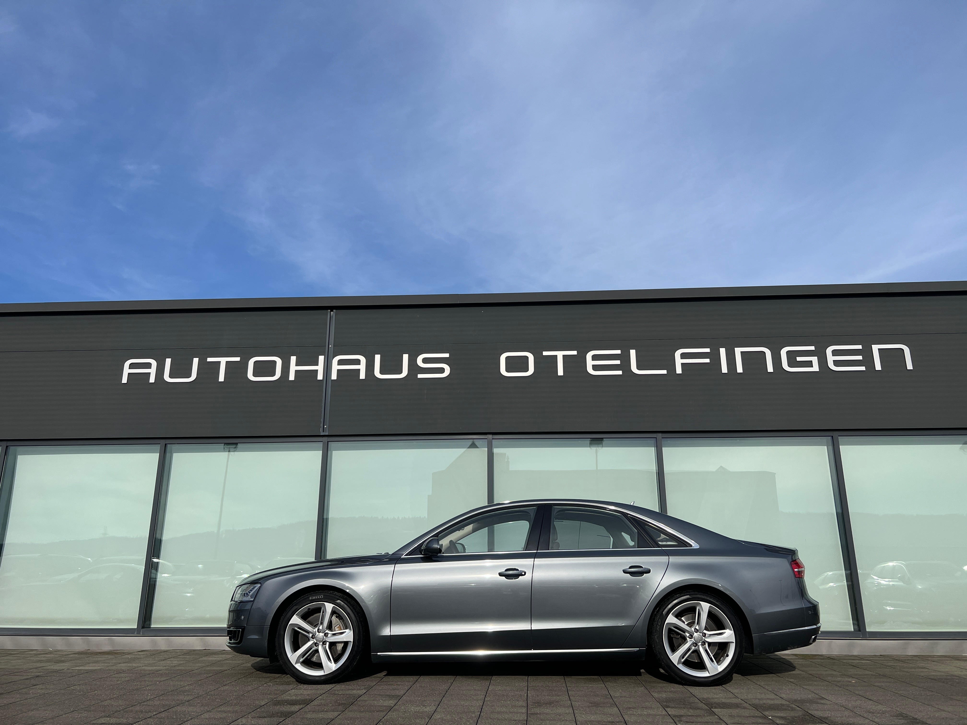 AUDI A8 4.2 TDI quattro tiptronic