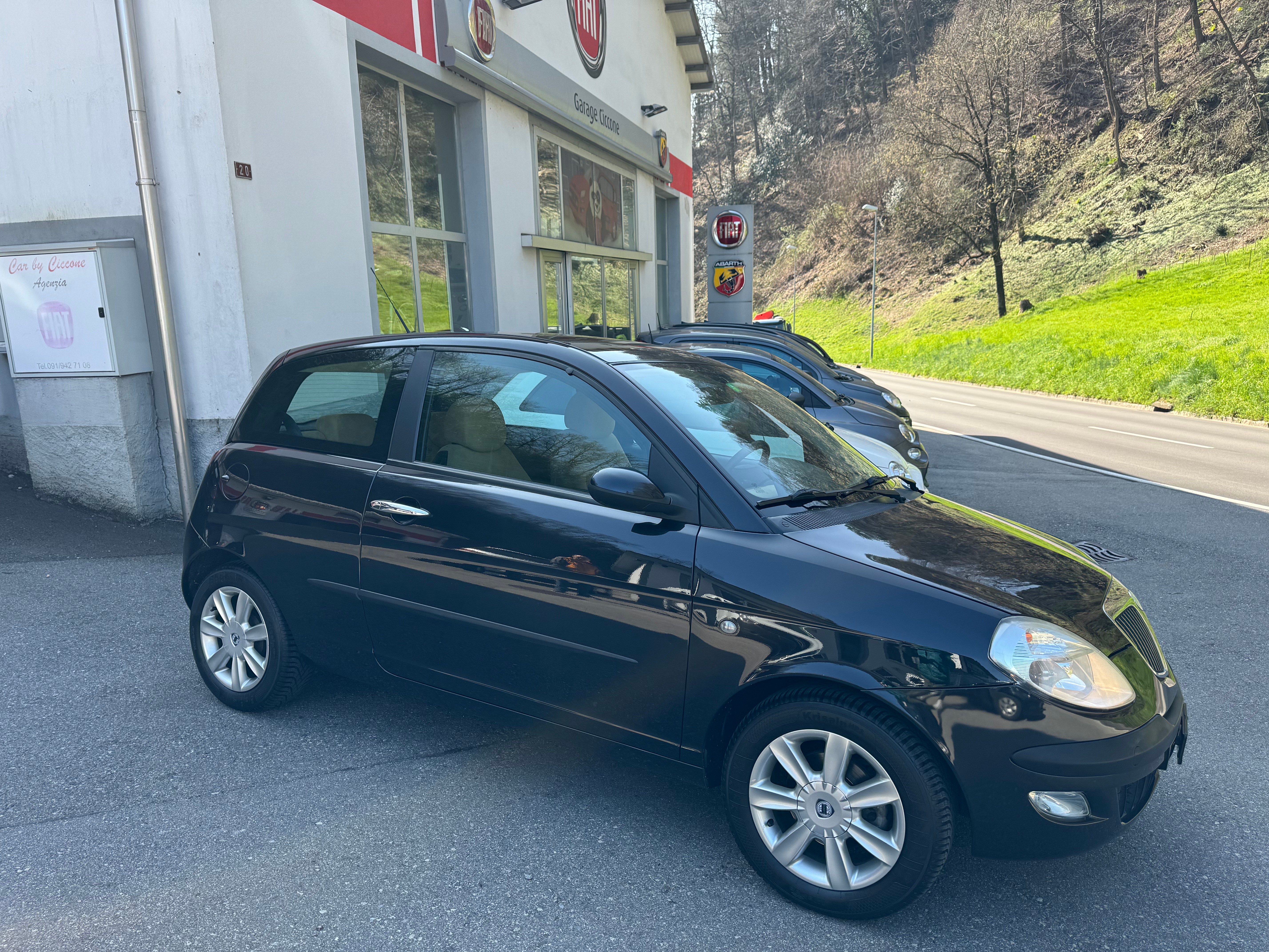 LANCIA Ypsilon 1.4 16V Platino