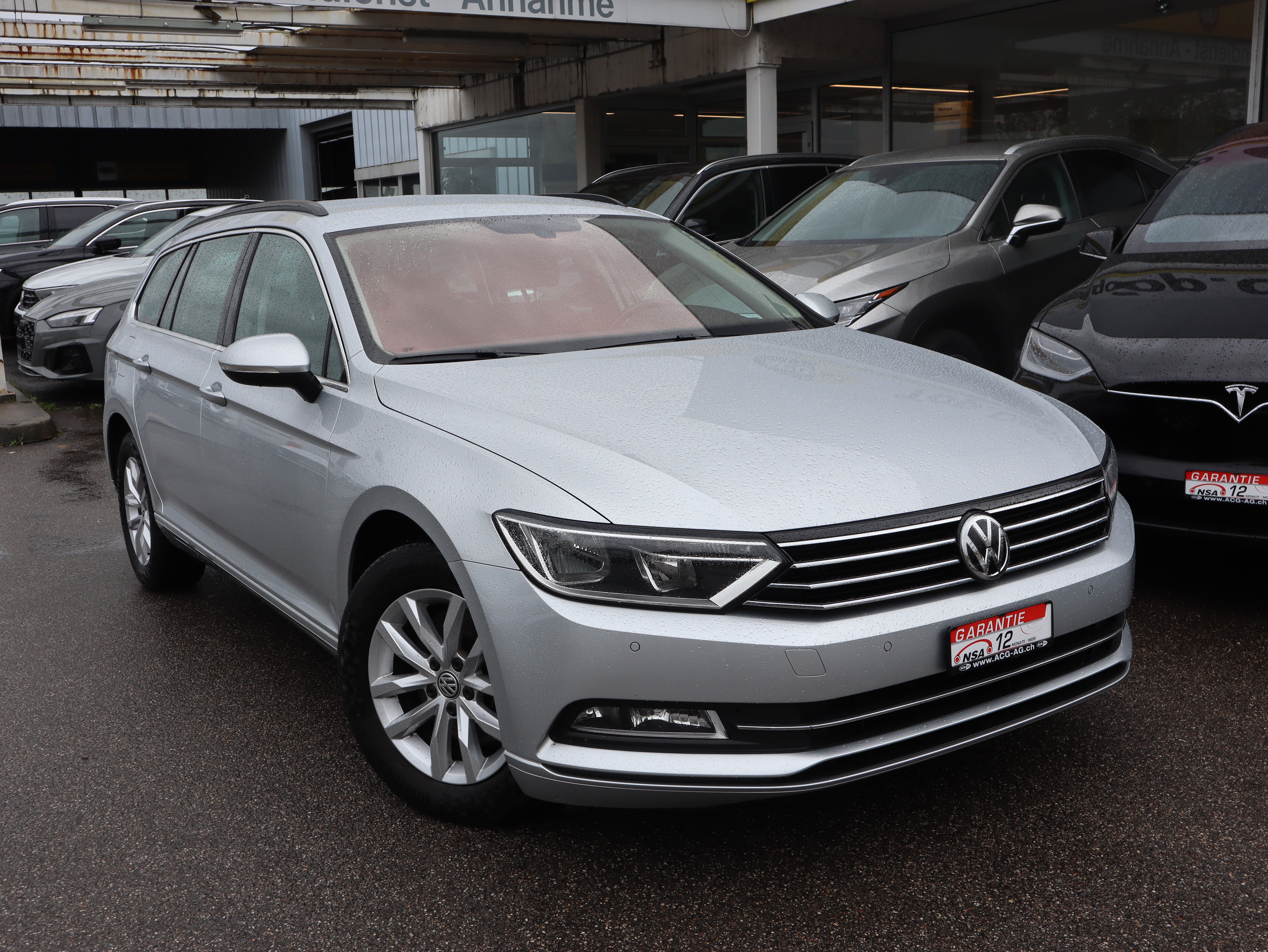 VW Passat Variant 2.0 TDI BMT Comfortline ** Navigation ** RF-Kamera ** PDC ** Frisch ab MFK & Service **