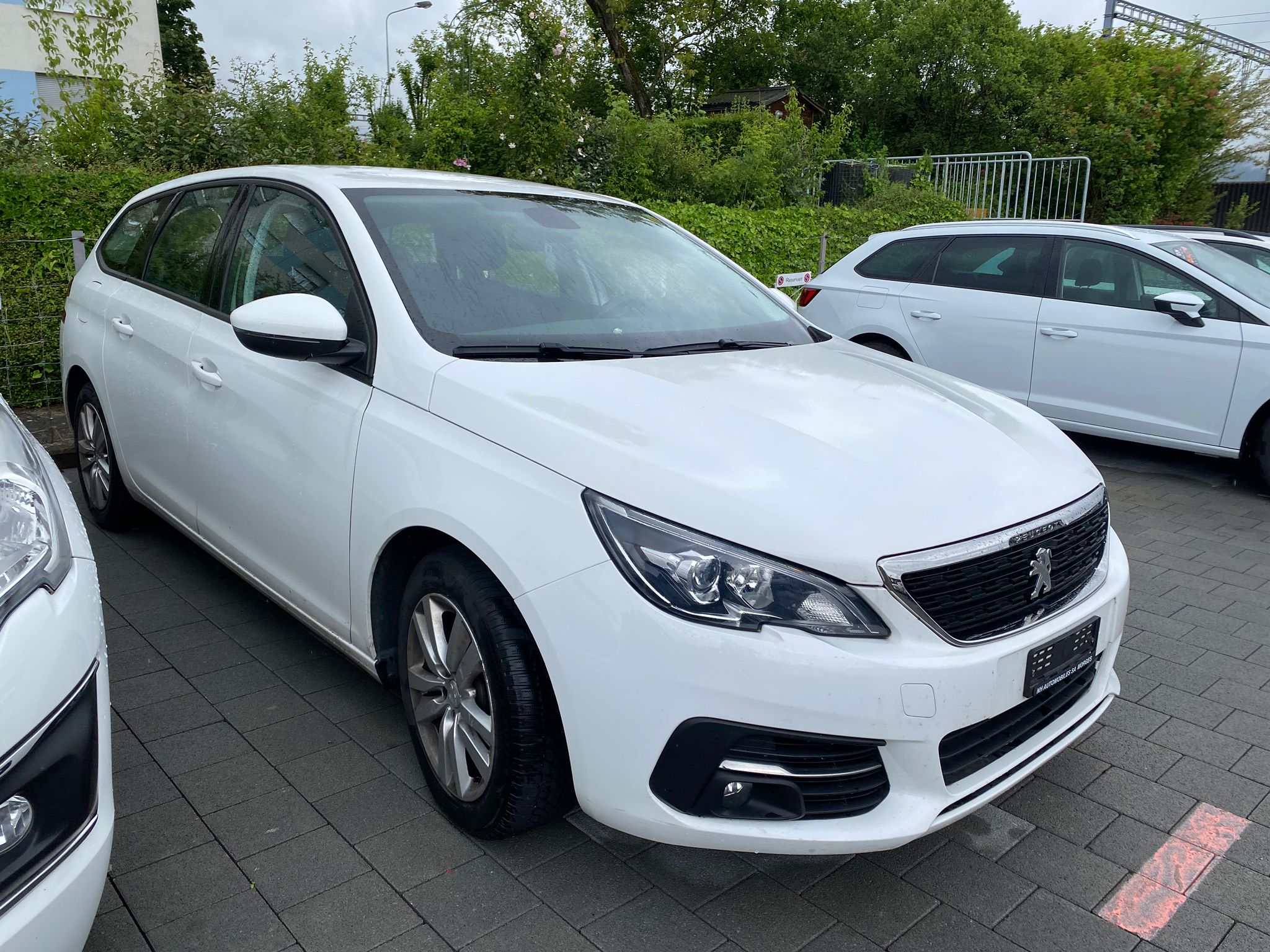 PEUGEOT 308 SW 1.5 BlueHDI Active EAT8