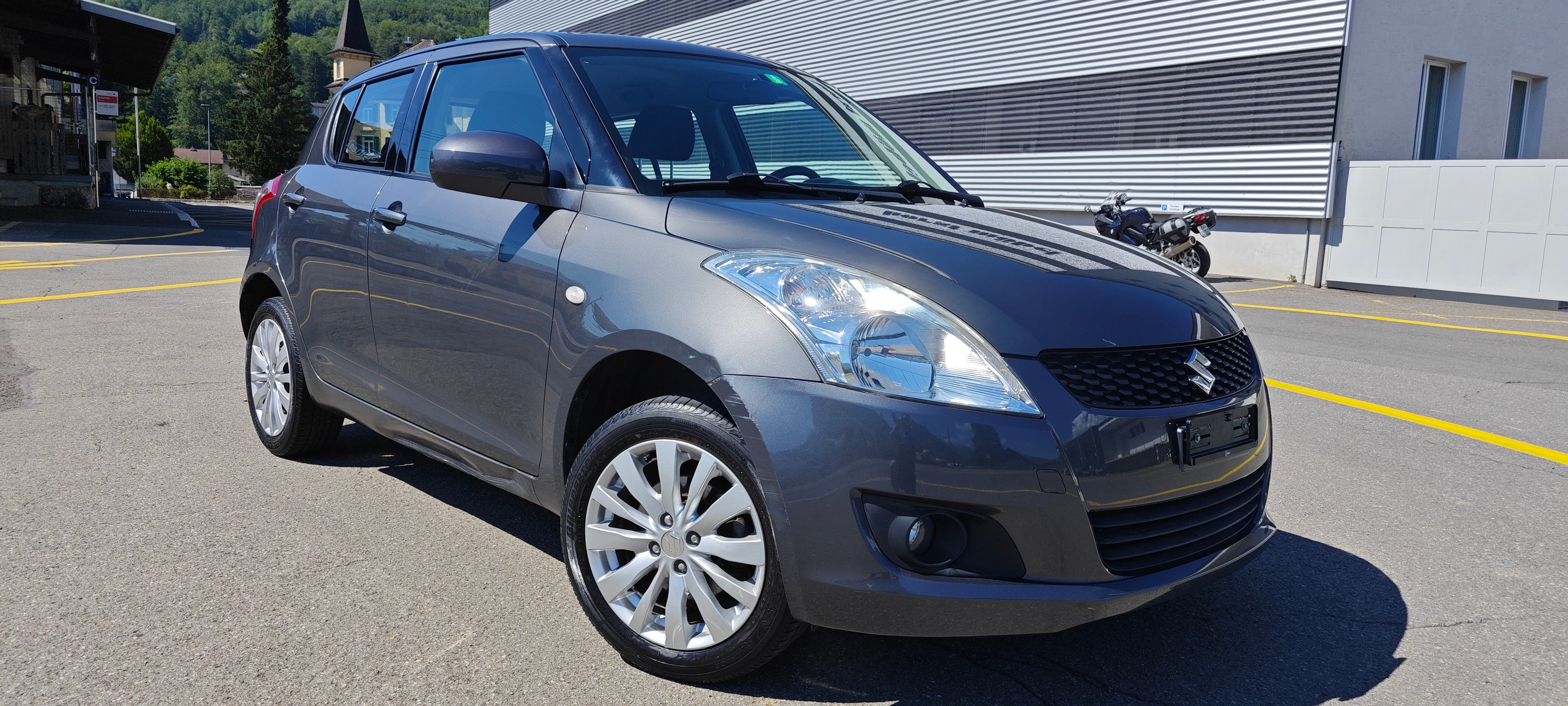 SUZUKI Swift 1.2i 16V GL Top 4x4