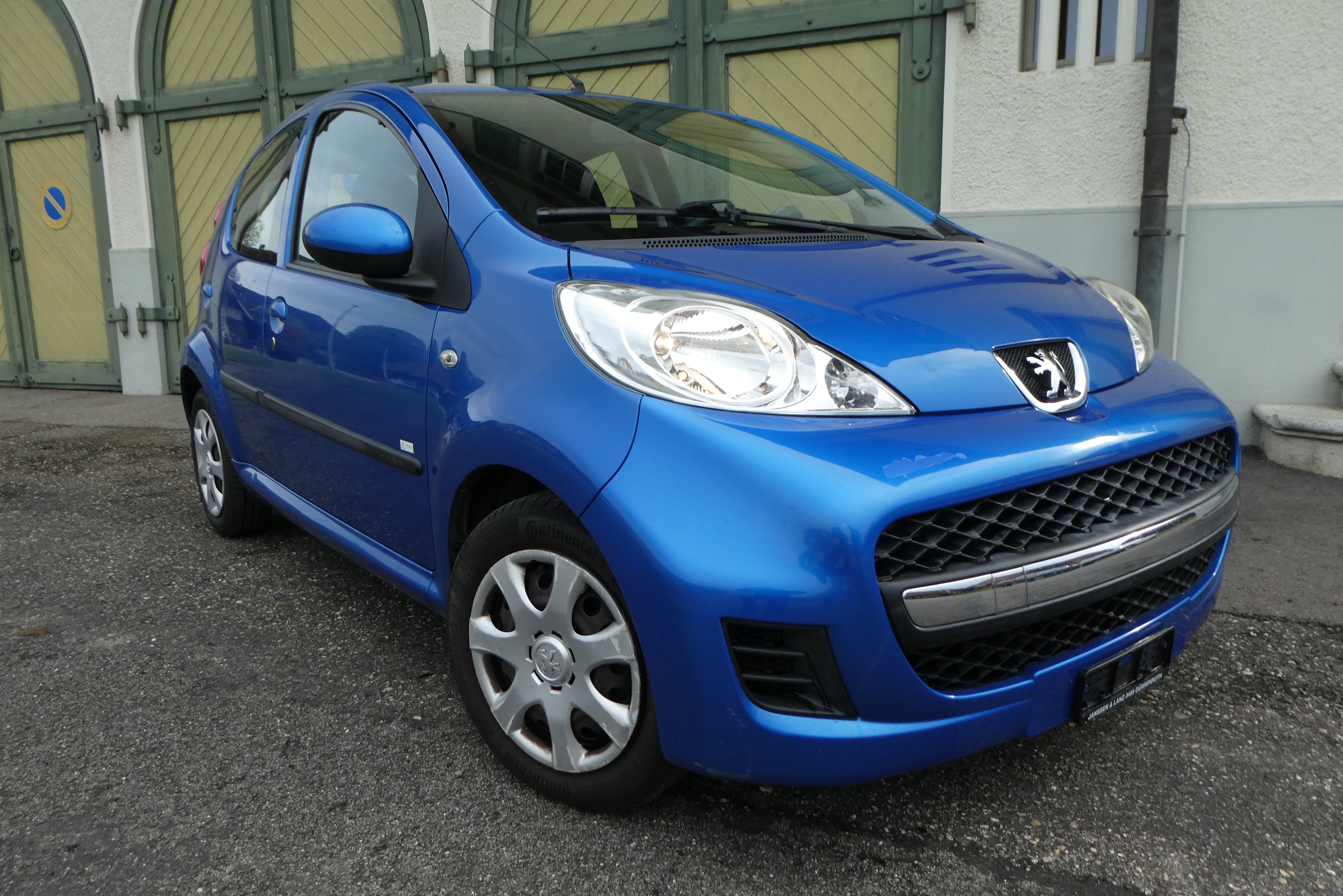 PEUGEOT 107 1.0 Trendy