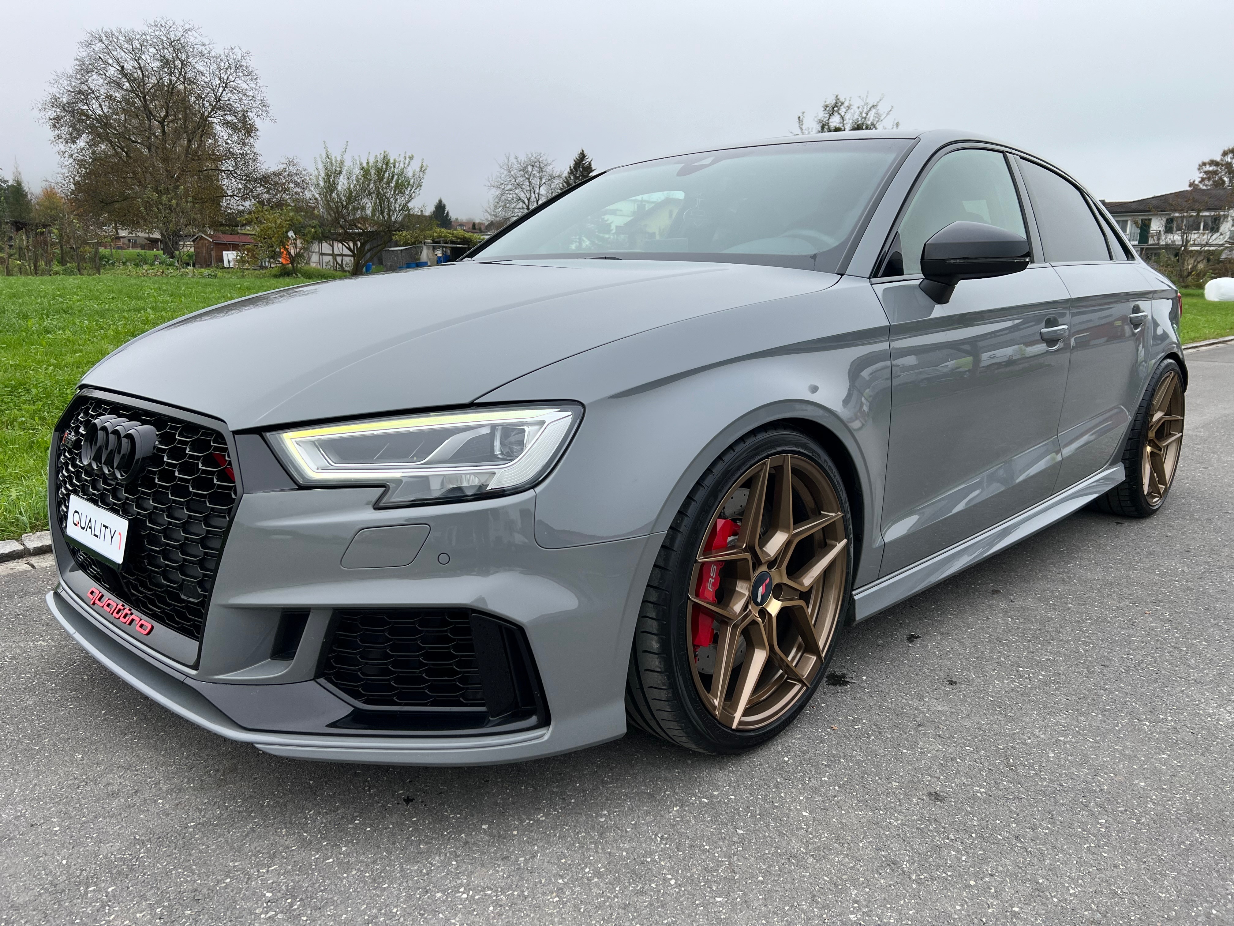 AUDI RS3 Limousine 2.5 TSI quattro S-tronic Facelift