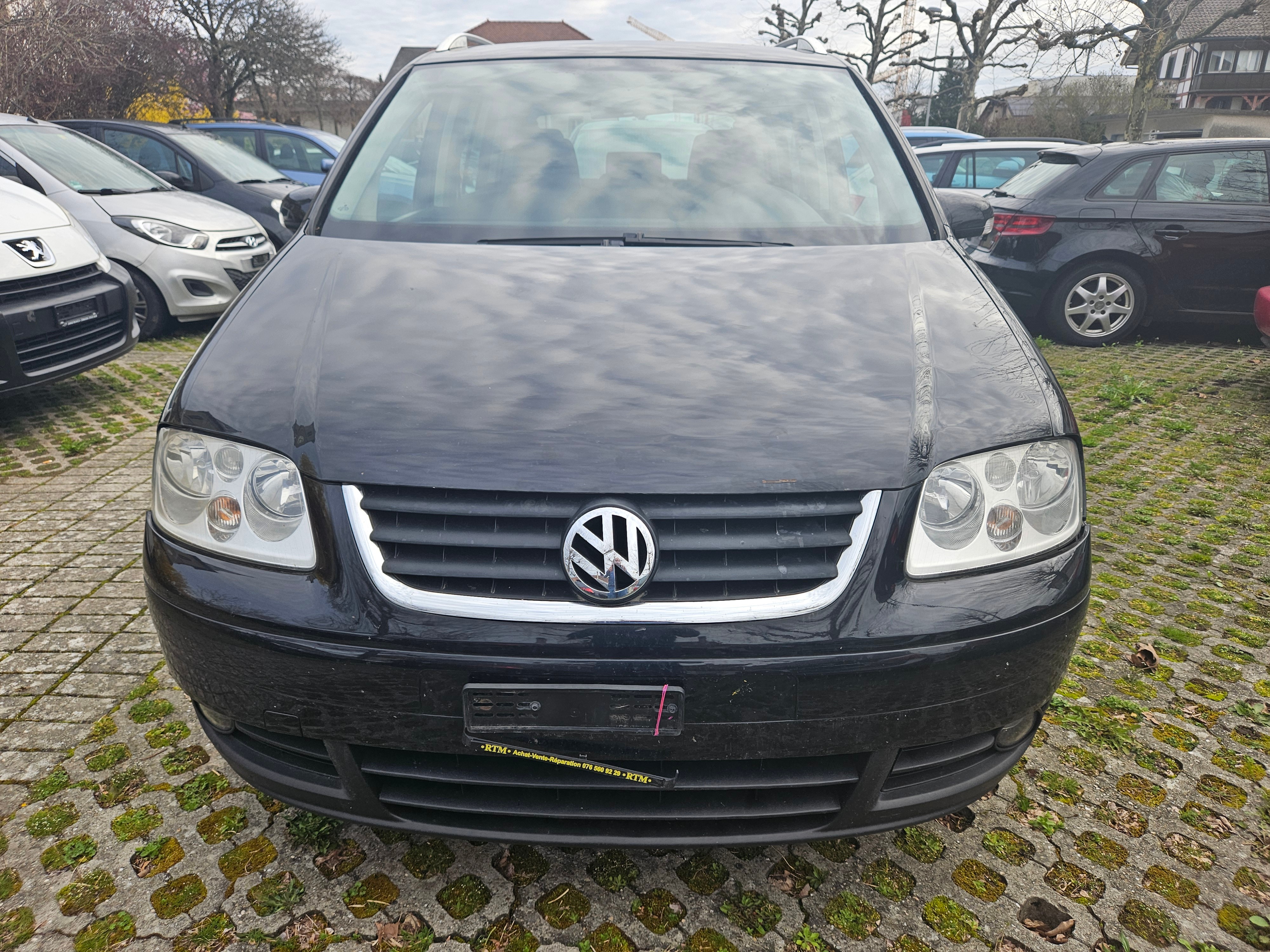 VW Touran 2.0 FSI Highline