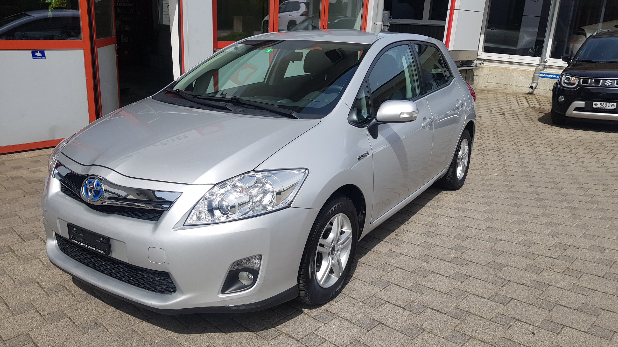 TOYOTA Auris 1.8 16V HSD Linea Luna