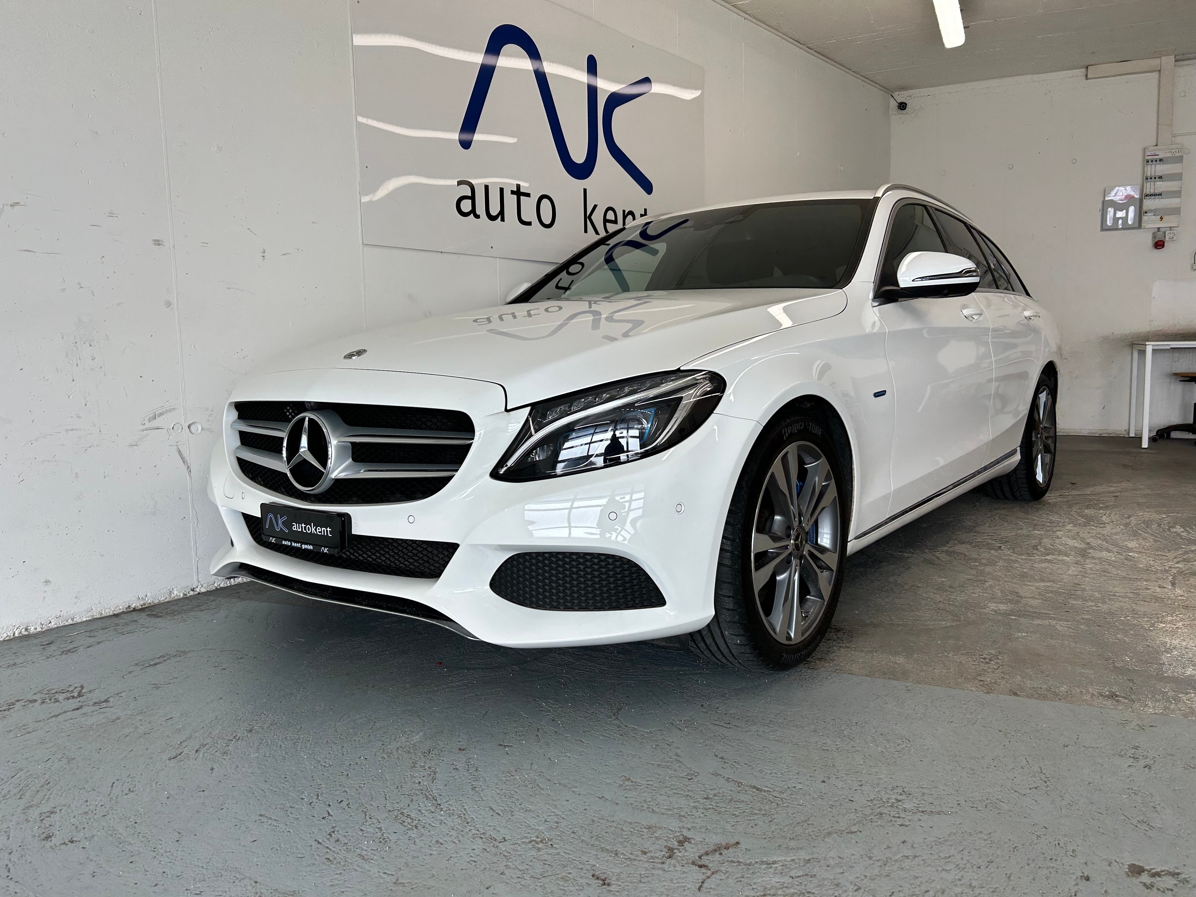 MERCEDES-BENZ C 350 e Avantgarde 7G-Tronic