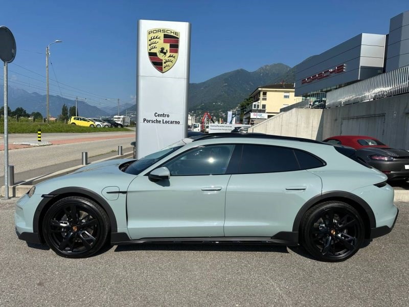 PORSCHE TAYCAN 4 Cross Turismo