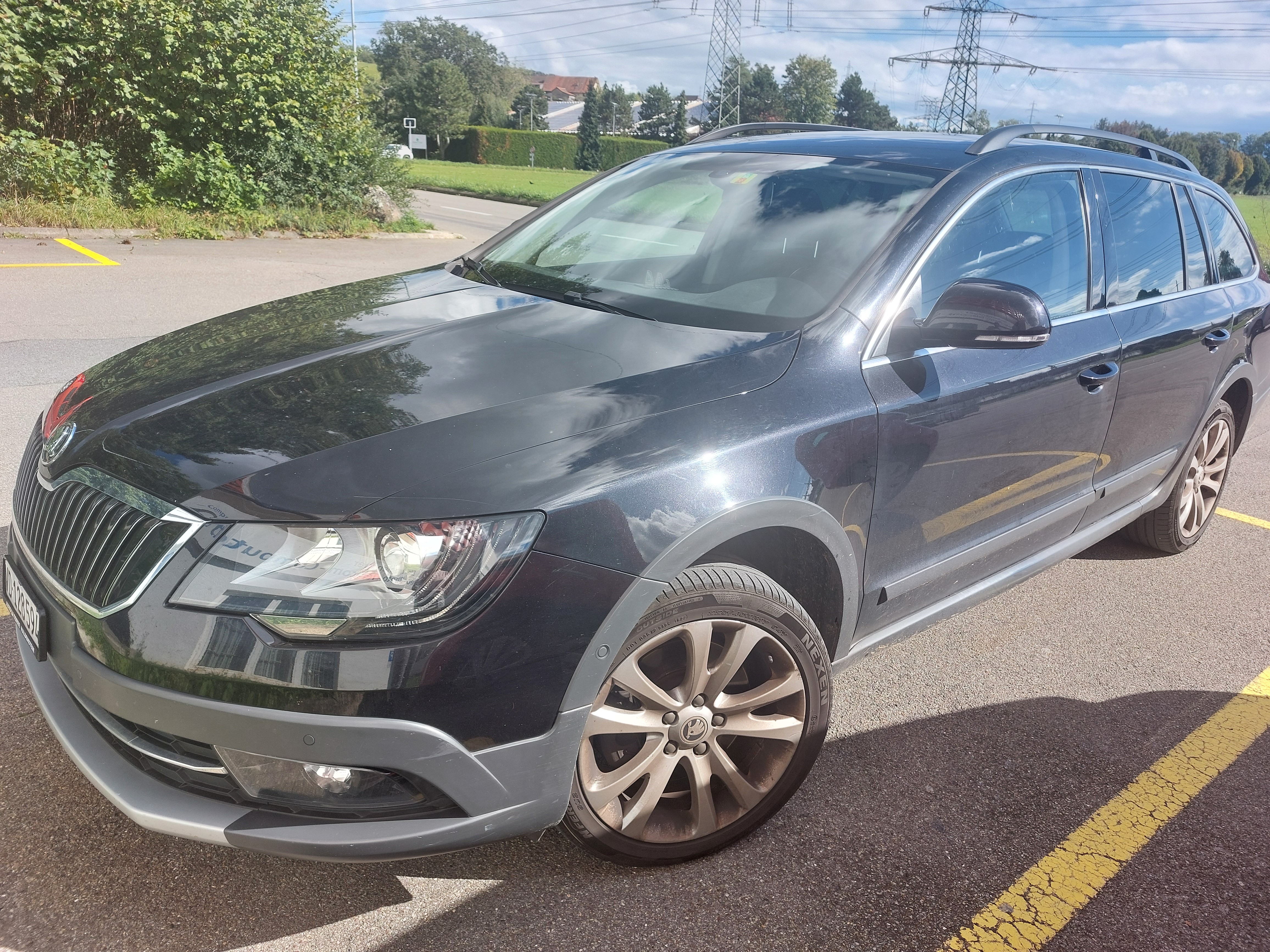 SKODA Superb Combi 1.8 TSI Elegance 4x4