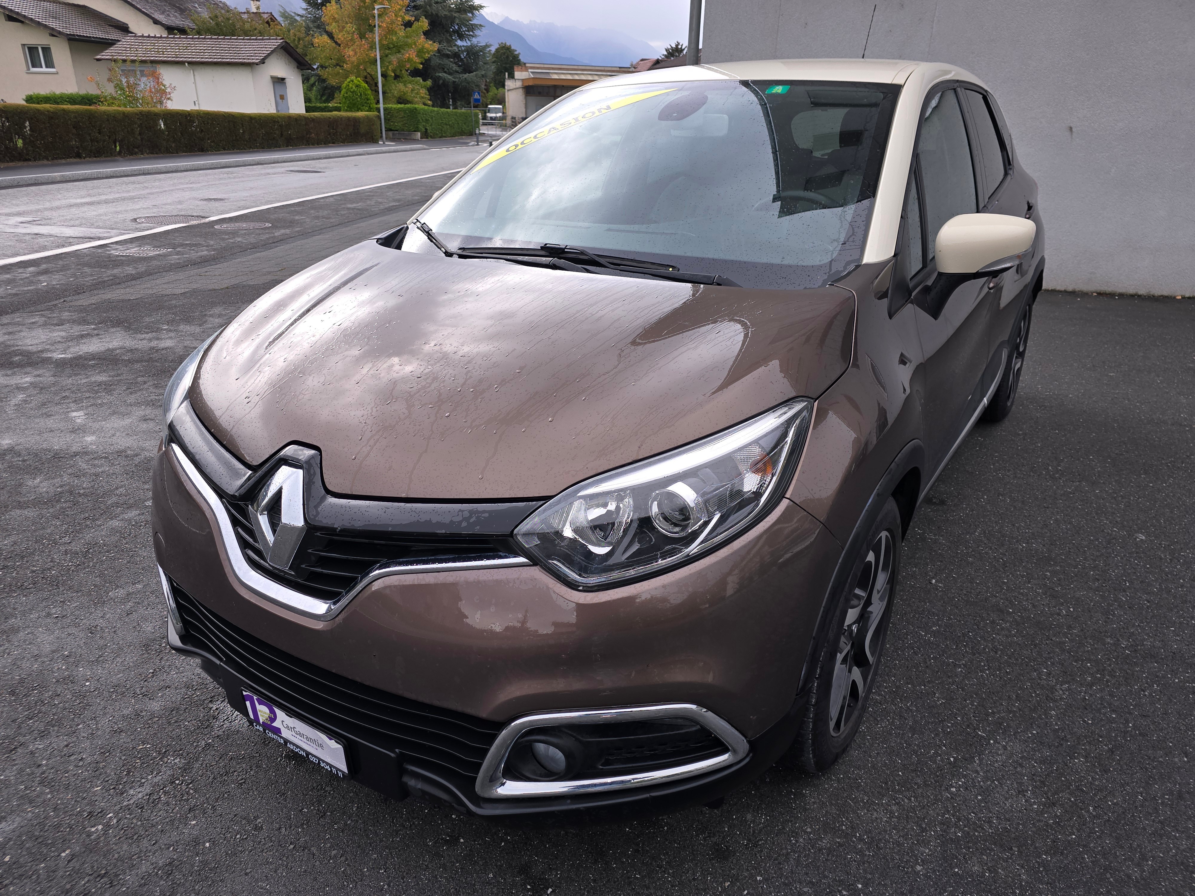 RENAULT Captur 1.2 T 16V Dynamique EDC