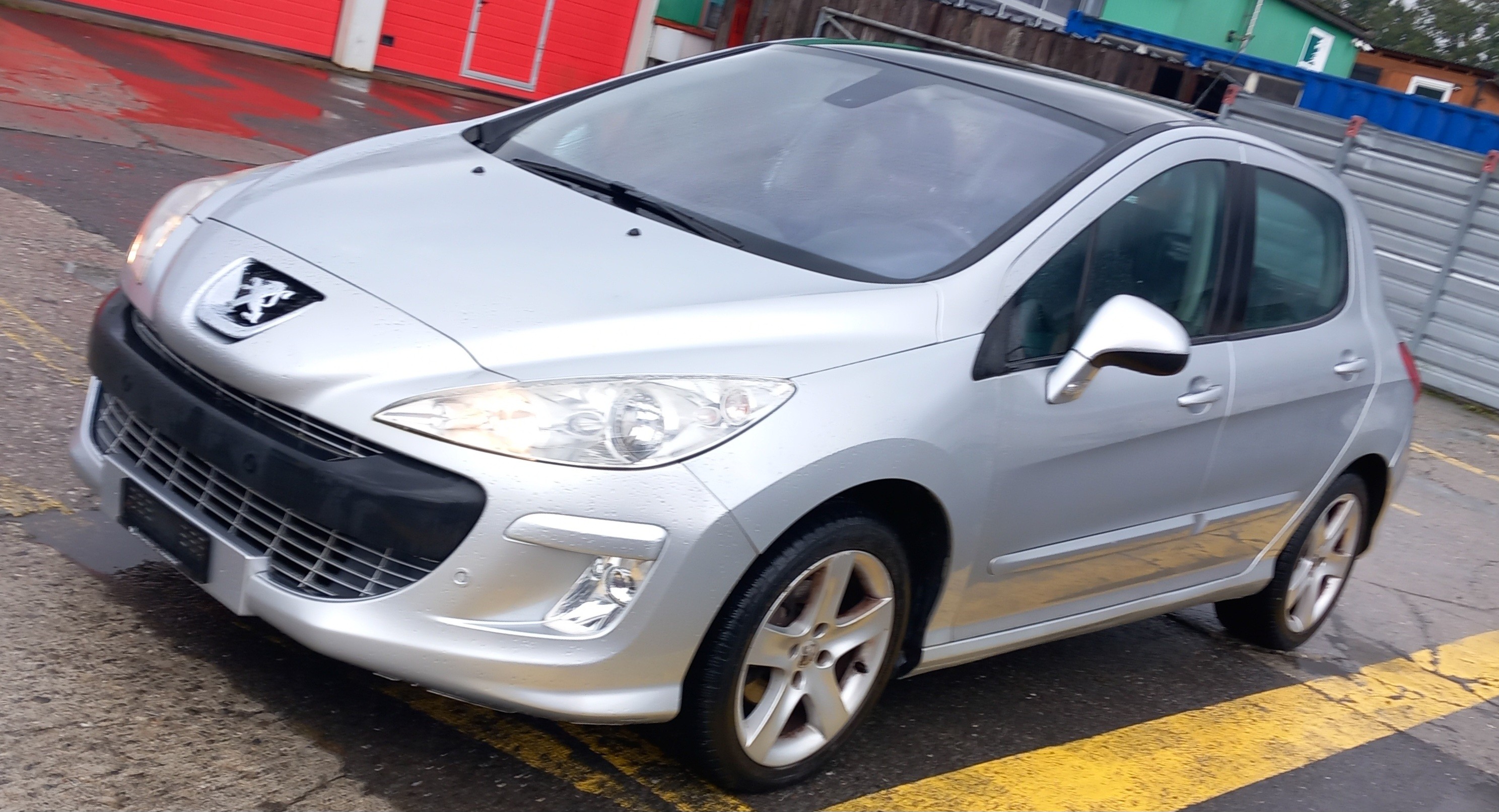 PEUGEOT 308 1.6 16V T Black&Silver Automatic