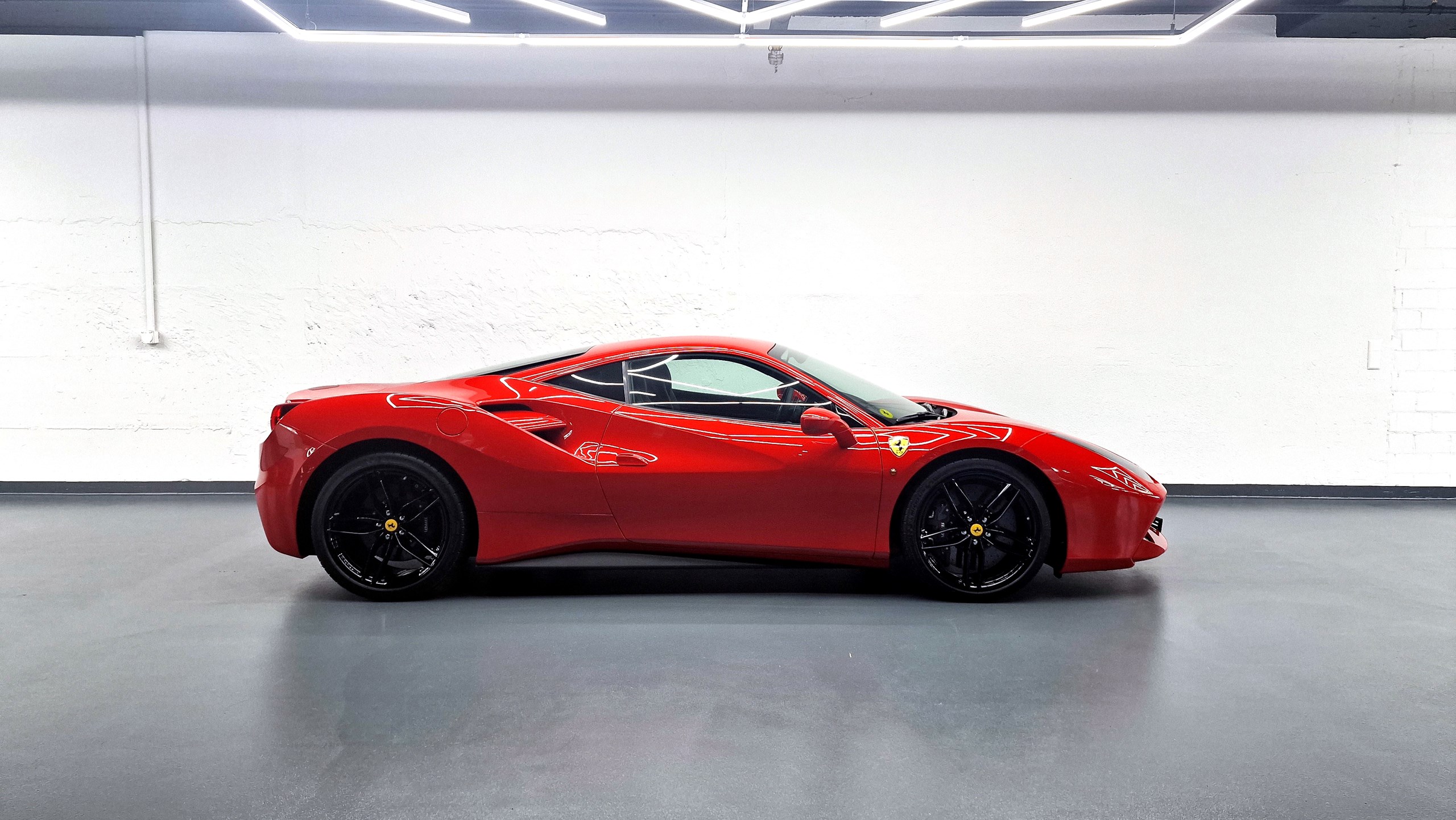 FERRARI 488 GTB 3.9 V8