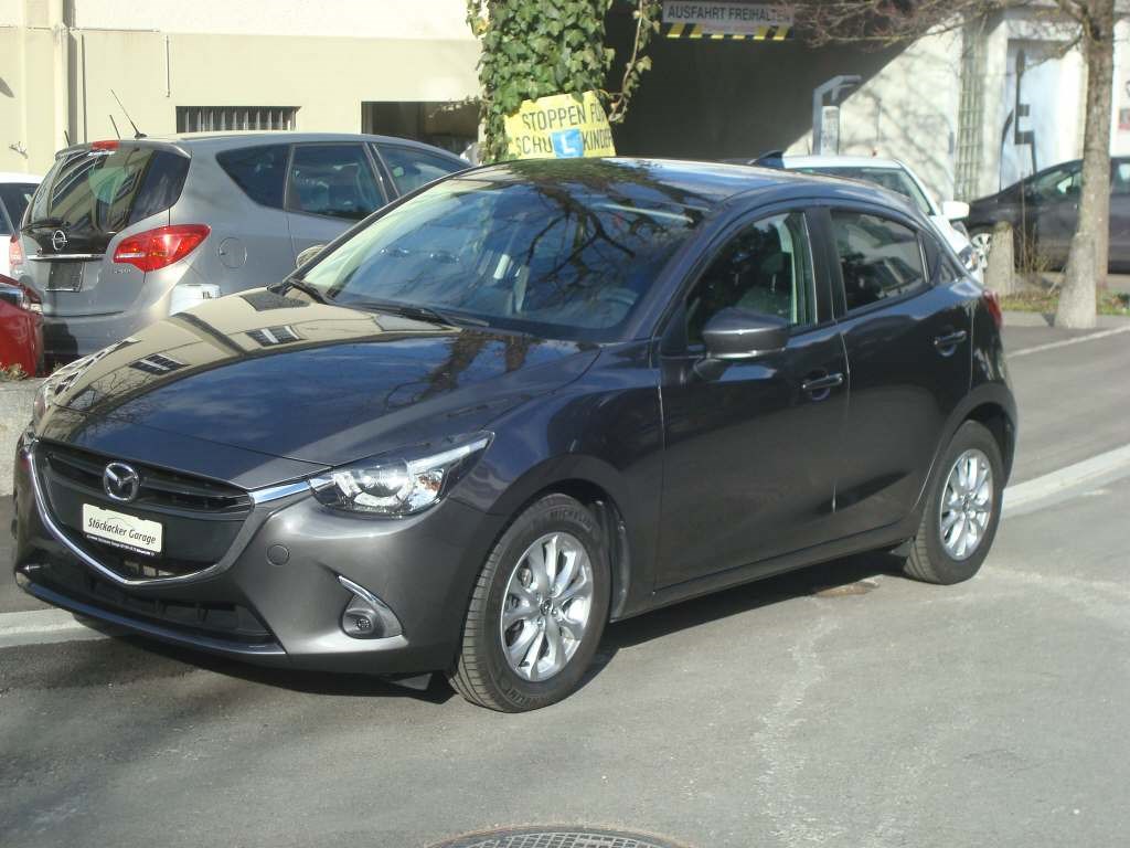 MAZDA 2 1.5 90 Ambition Plus