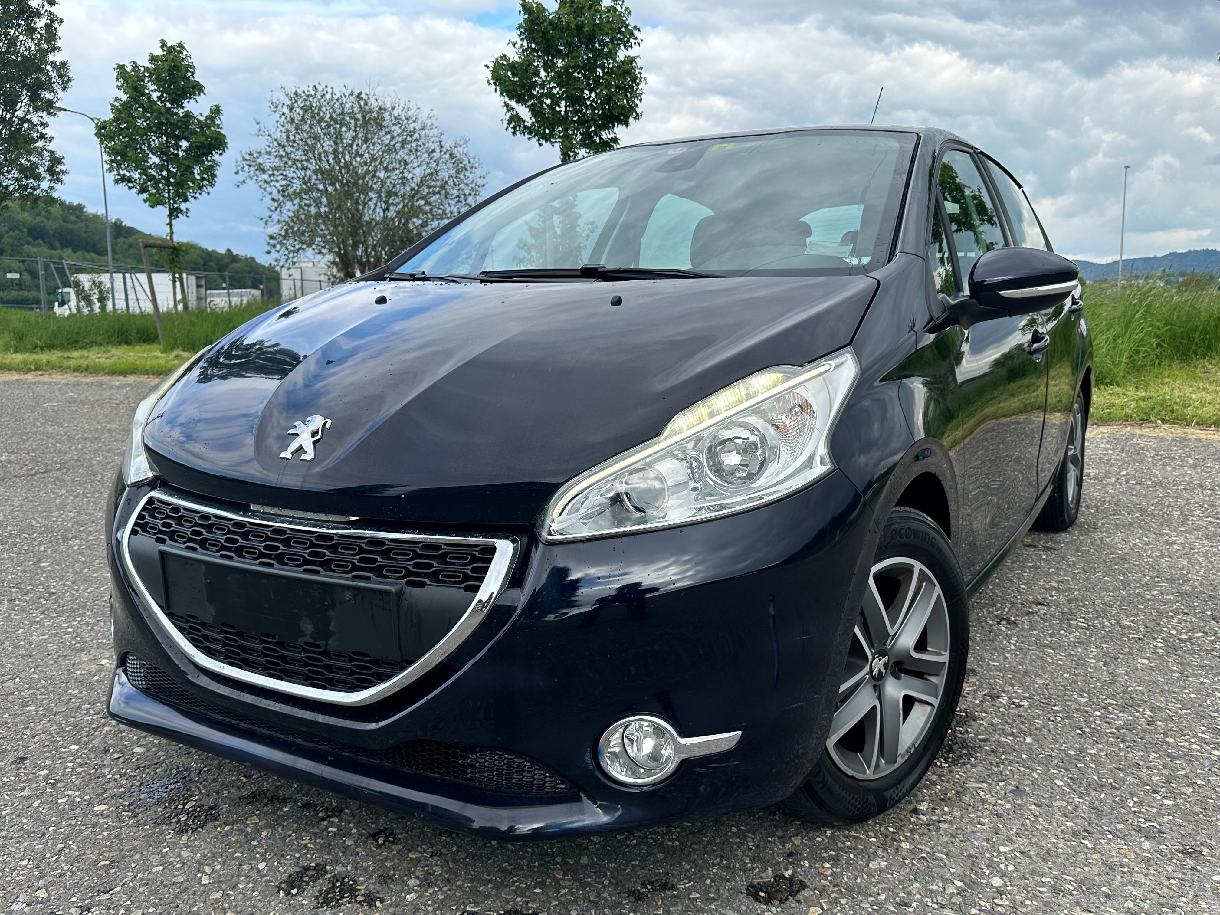 PEUGEOT 208 1.2 VTI Active