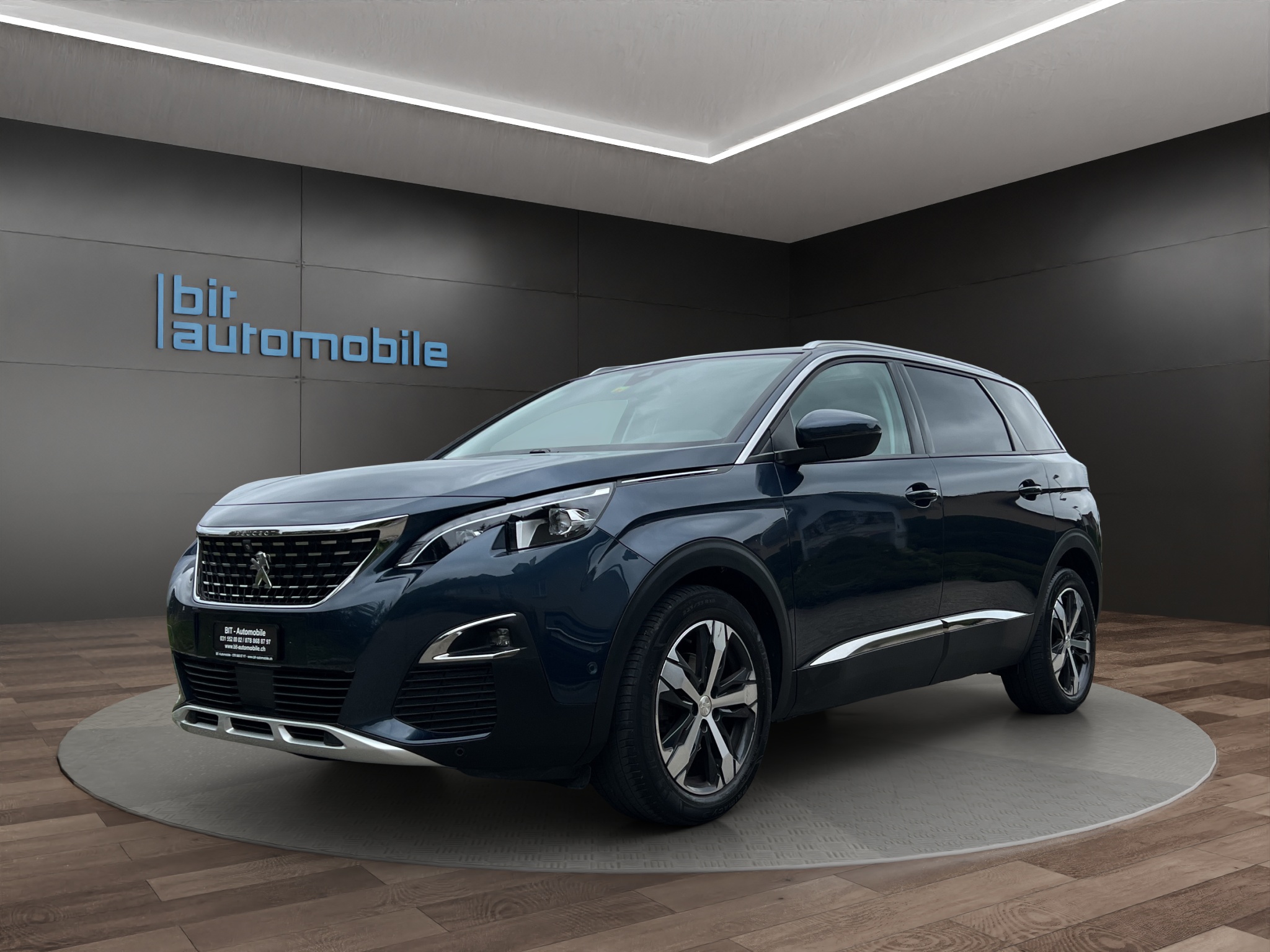 PEUGEOT 5008 1.6 THP Allure EAT