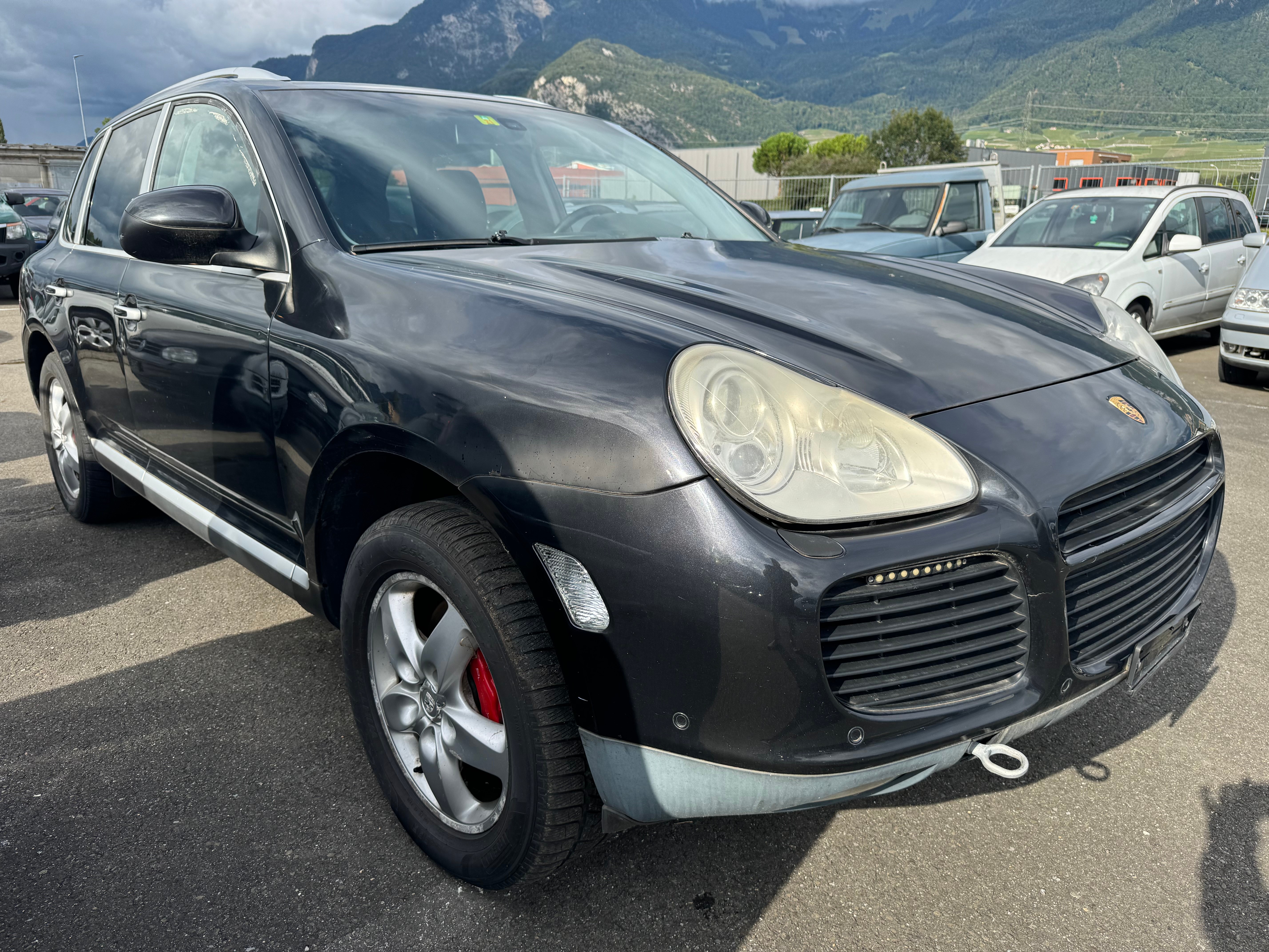 PORSCHE Cayenne Turbo