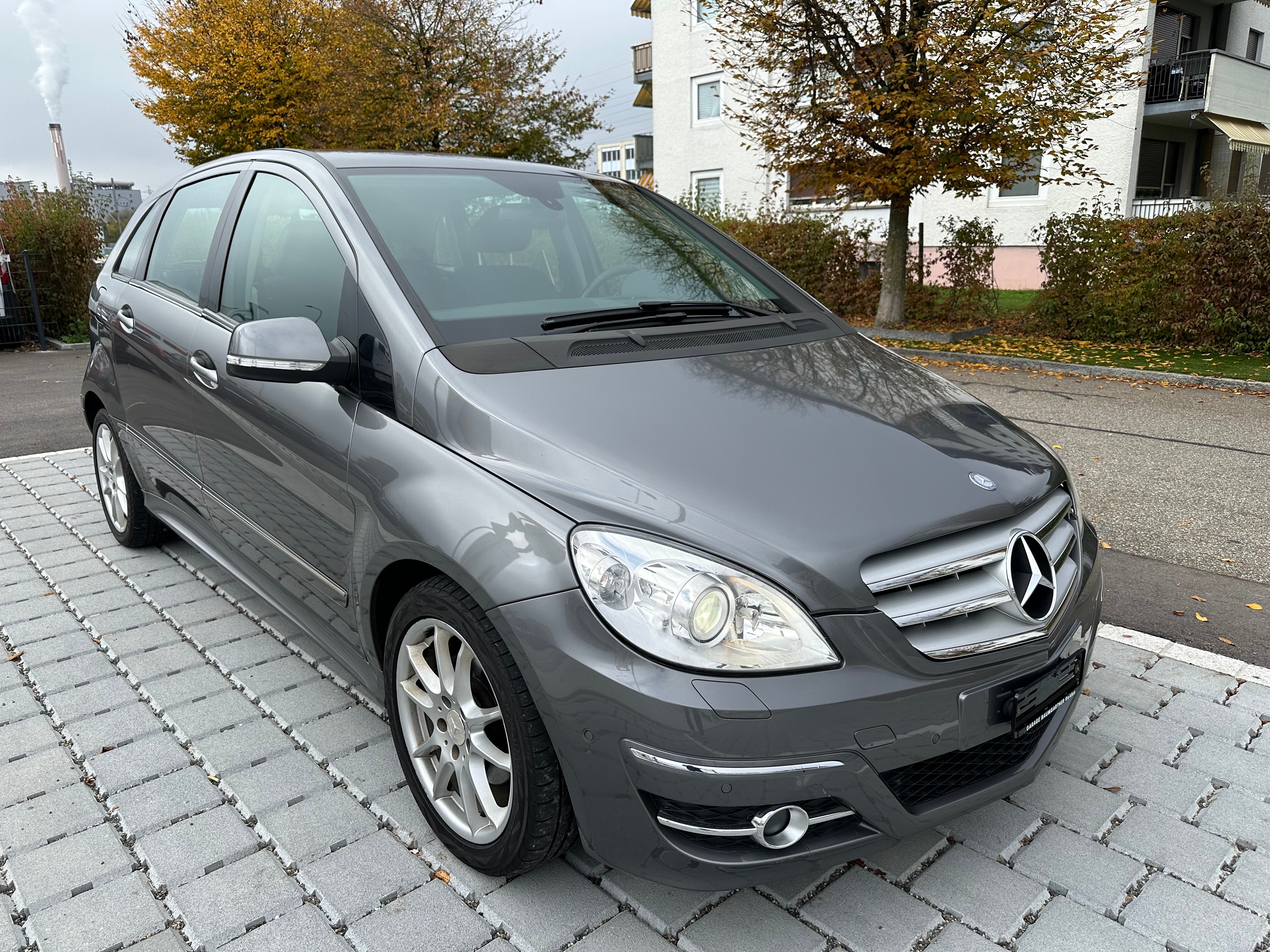 MERCEDES-BENZ B 200 CDI Autotronic