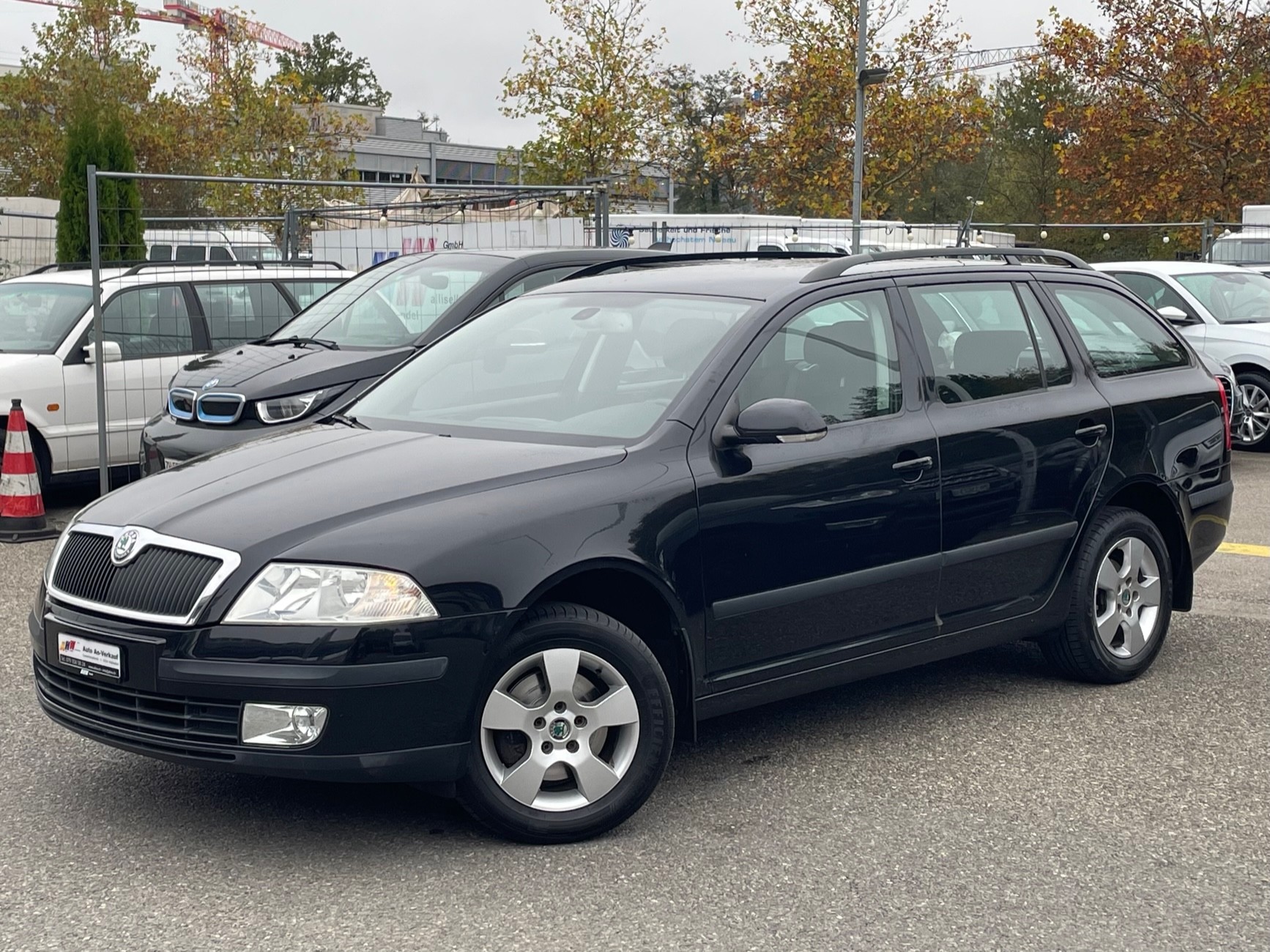 SKODA Octavia 1.9 TDI Adventure 4x4 / Frisch ab MFK / AHK 1600kg / 8-fach bereift