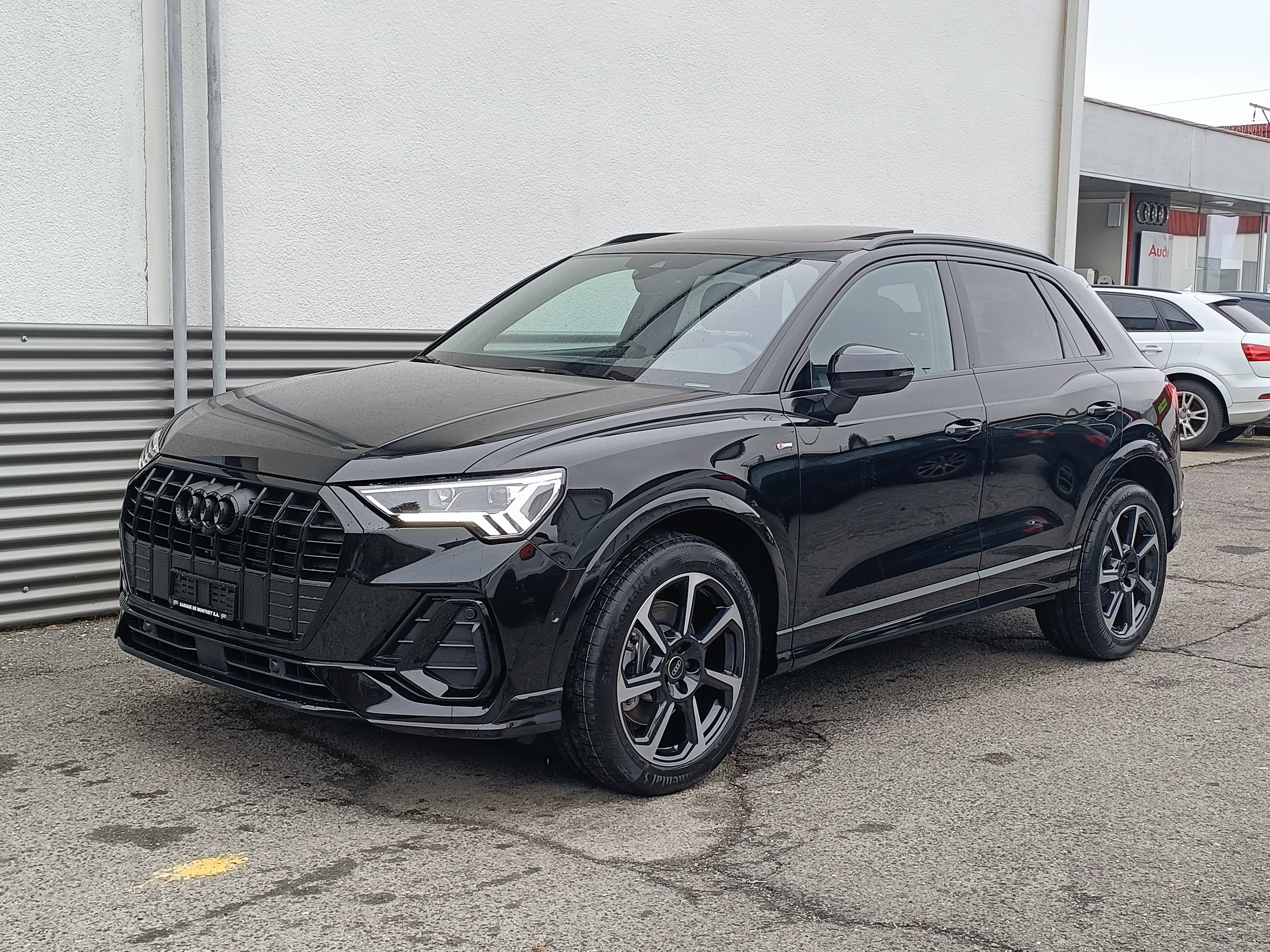 AUDI Q3 40 TFSI S line quattro S-tronic