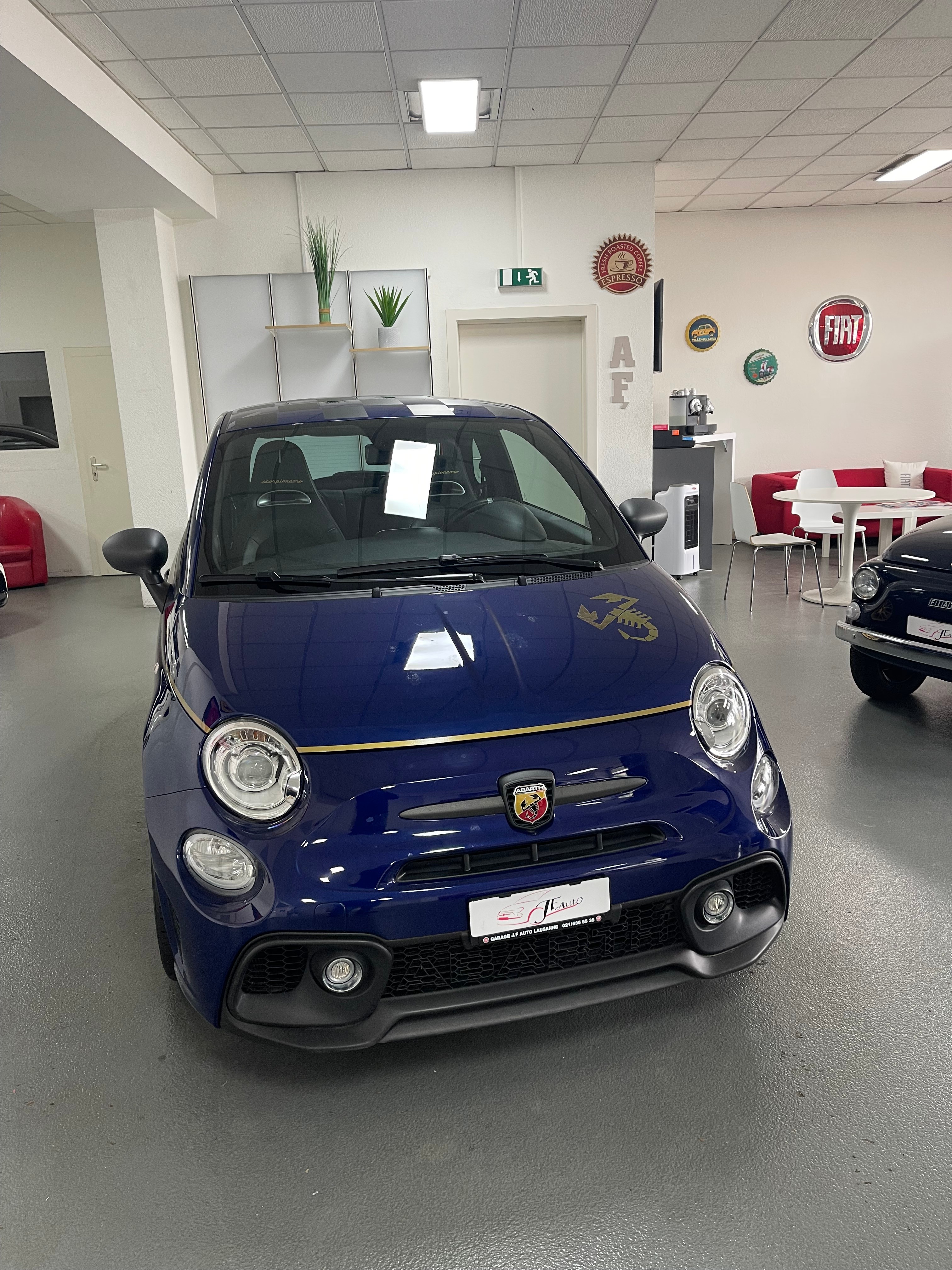 FIAT 595 1.4 16V Turbo Abarth Scorpione Oro Dualogic