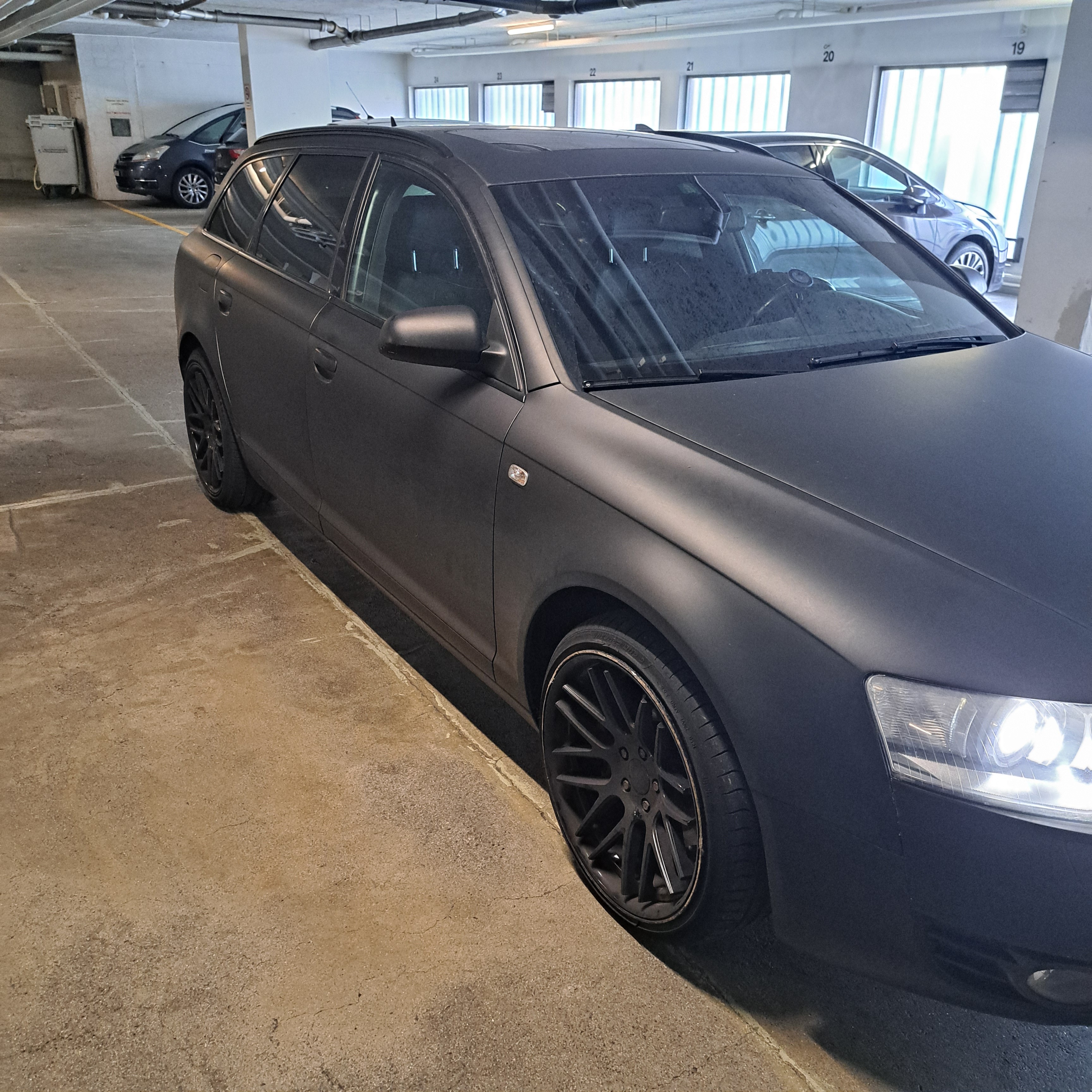 AUDI A6 Avant 3.2 V6 FSI quattro