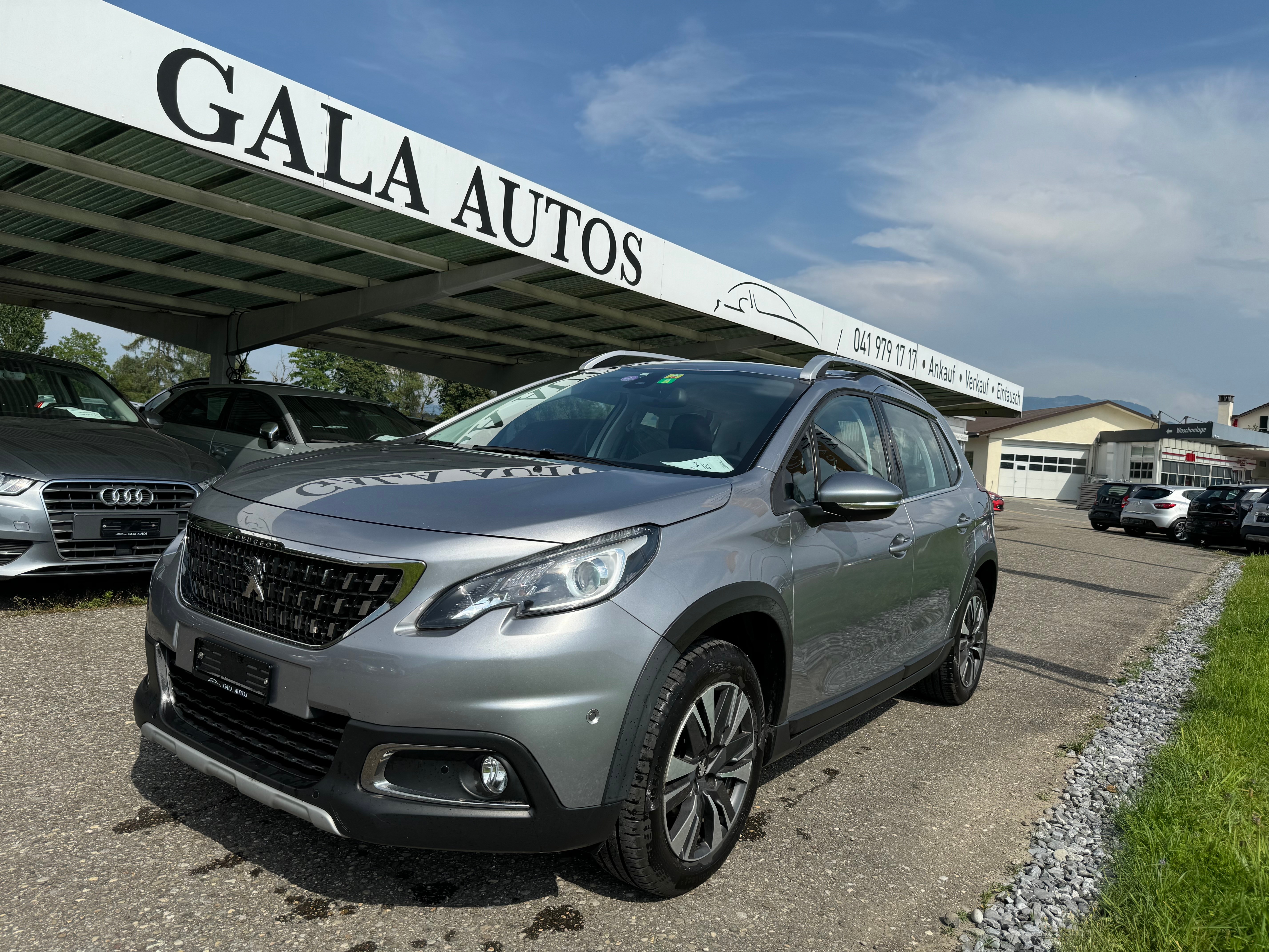 PEUGEOT 2008 1.2 PureTech Active