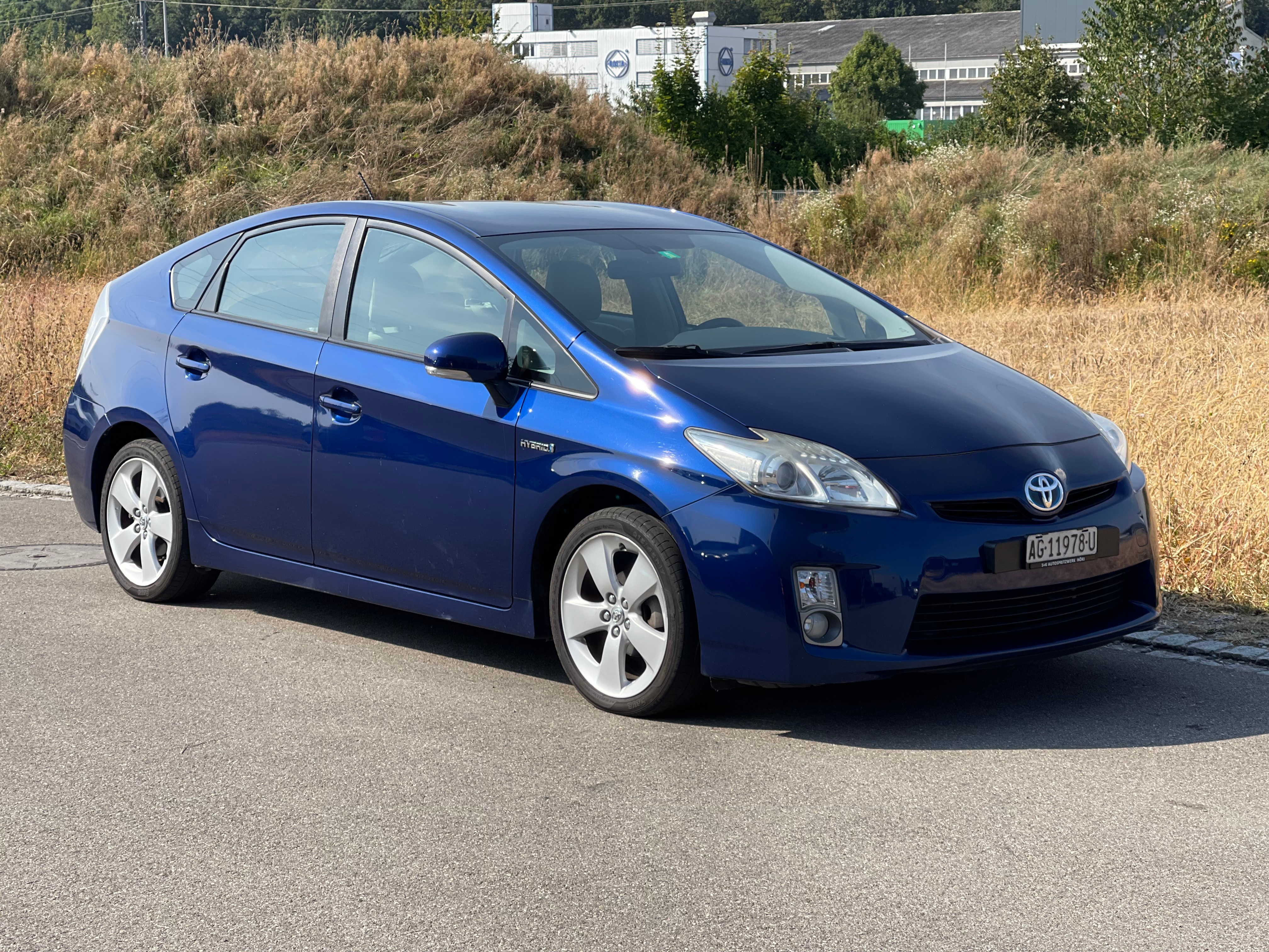 TOYOTA Prius 1.8 16V HSD Luna