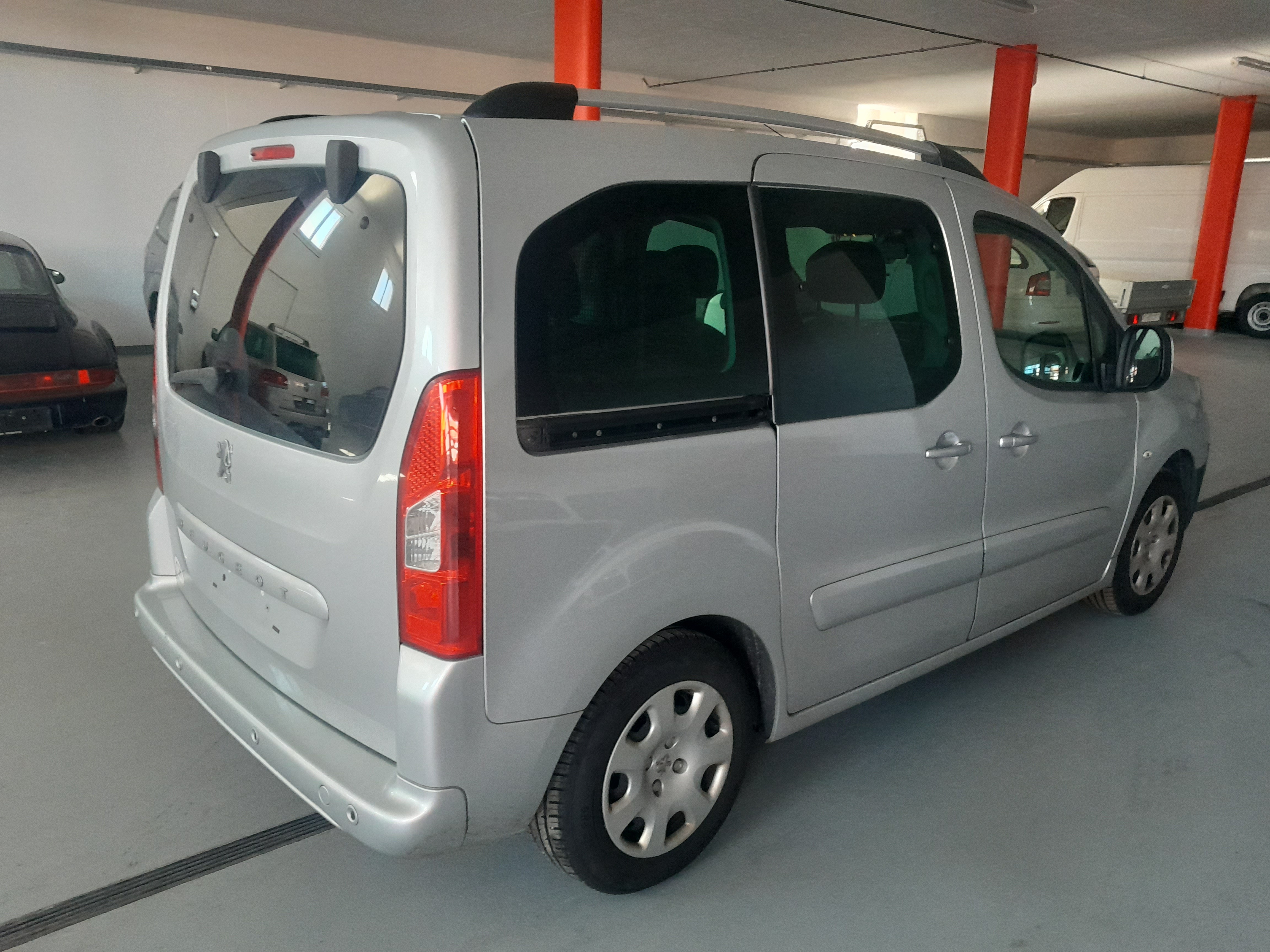 PEUGEOT Partner 1.6 HDI Trendy Clim (Pack)