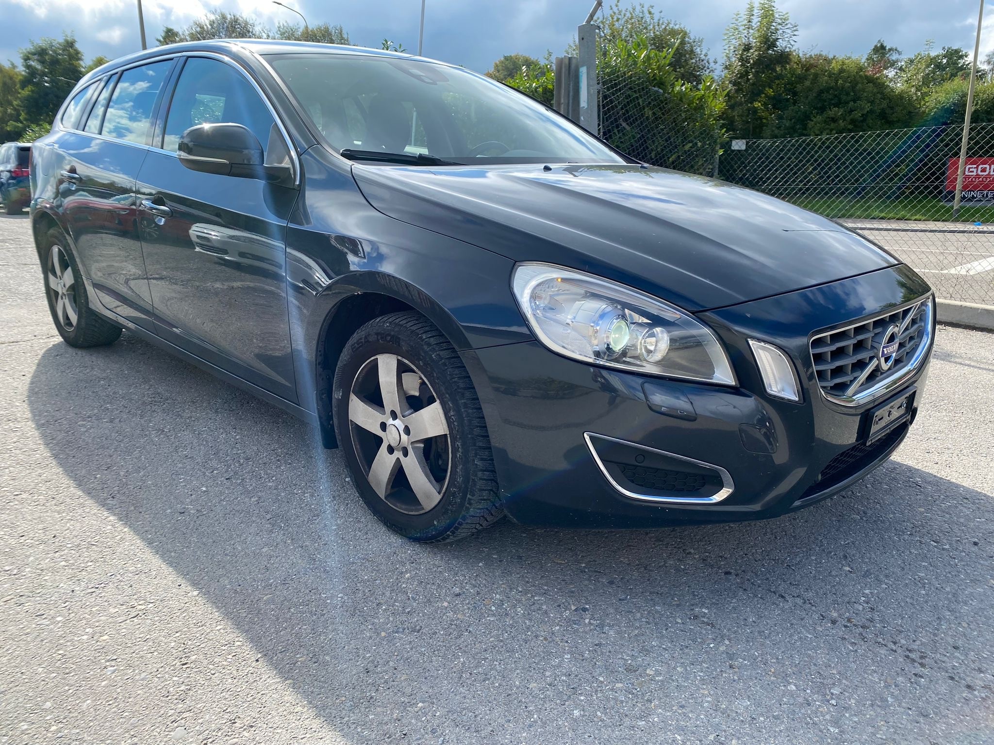 VOLVO V60 D5 AWD Summum Geartronic