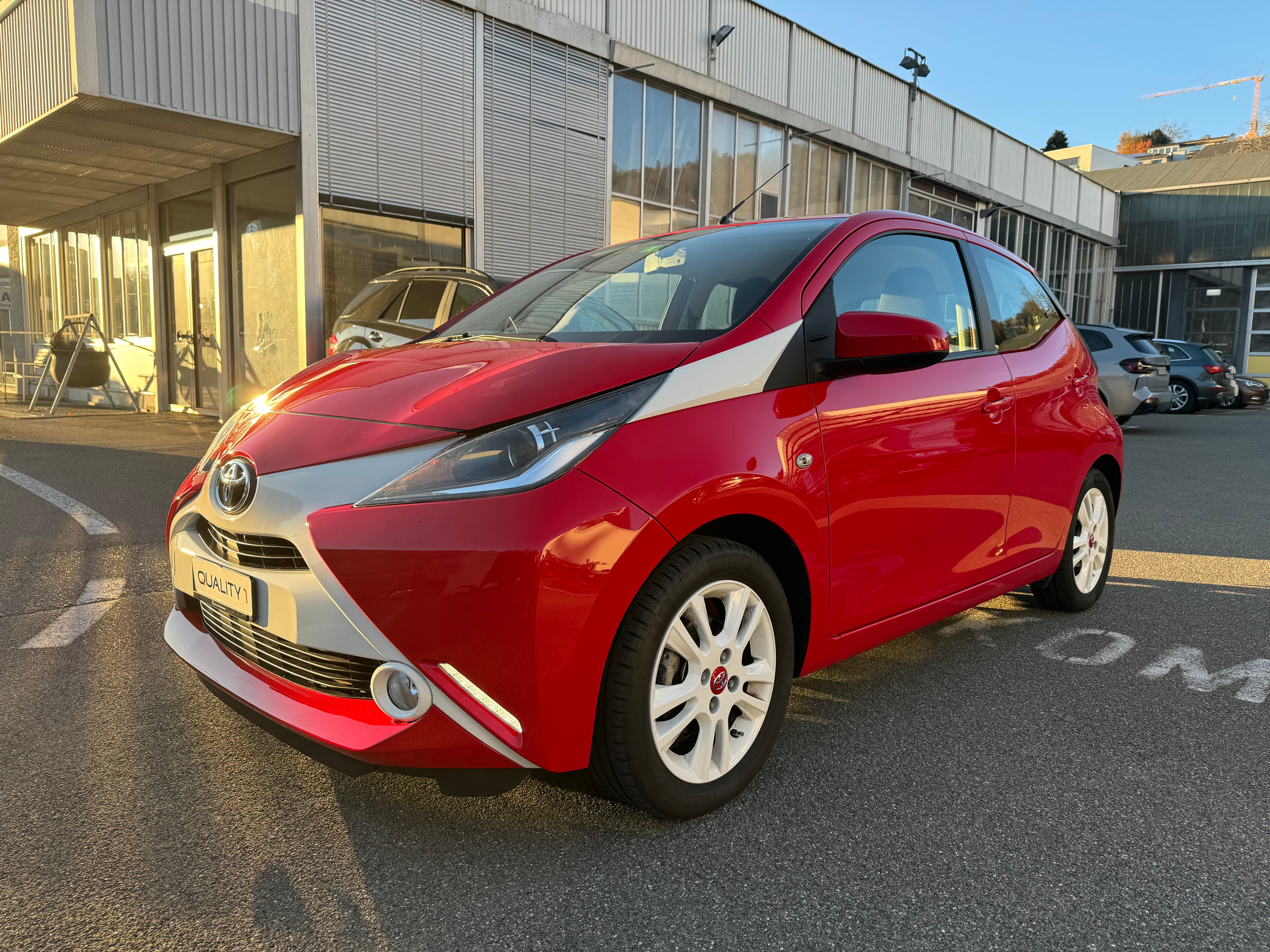 TOYOTA Aygo 1.0 VVT-i x-clusiv MultiMode