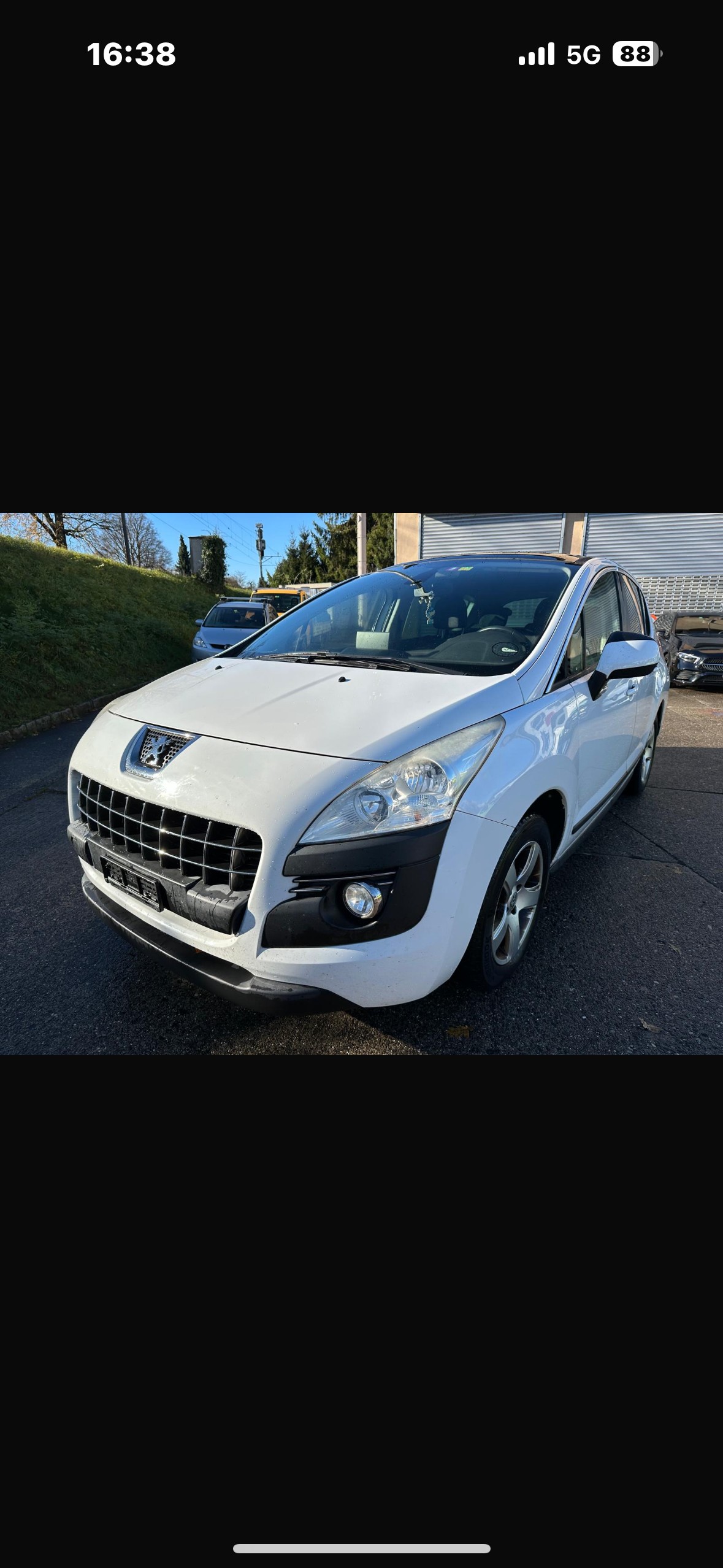 PEUGEOT 3008 2.0 HDI Online Tiptronic