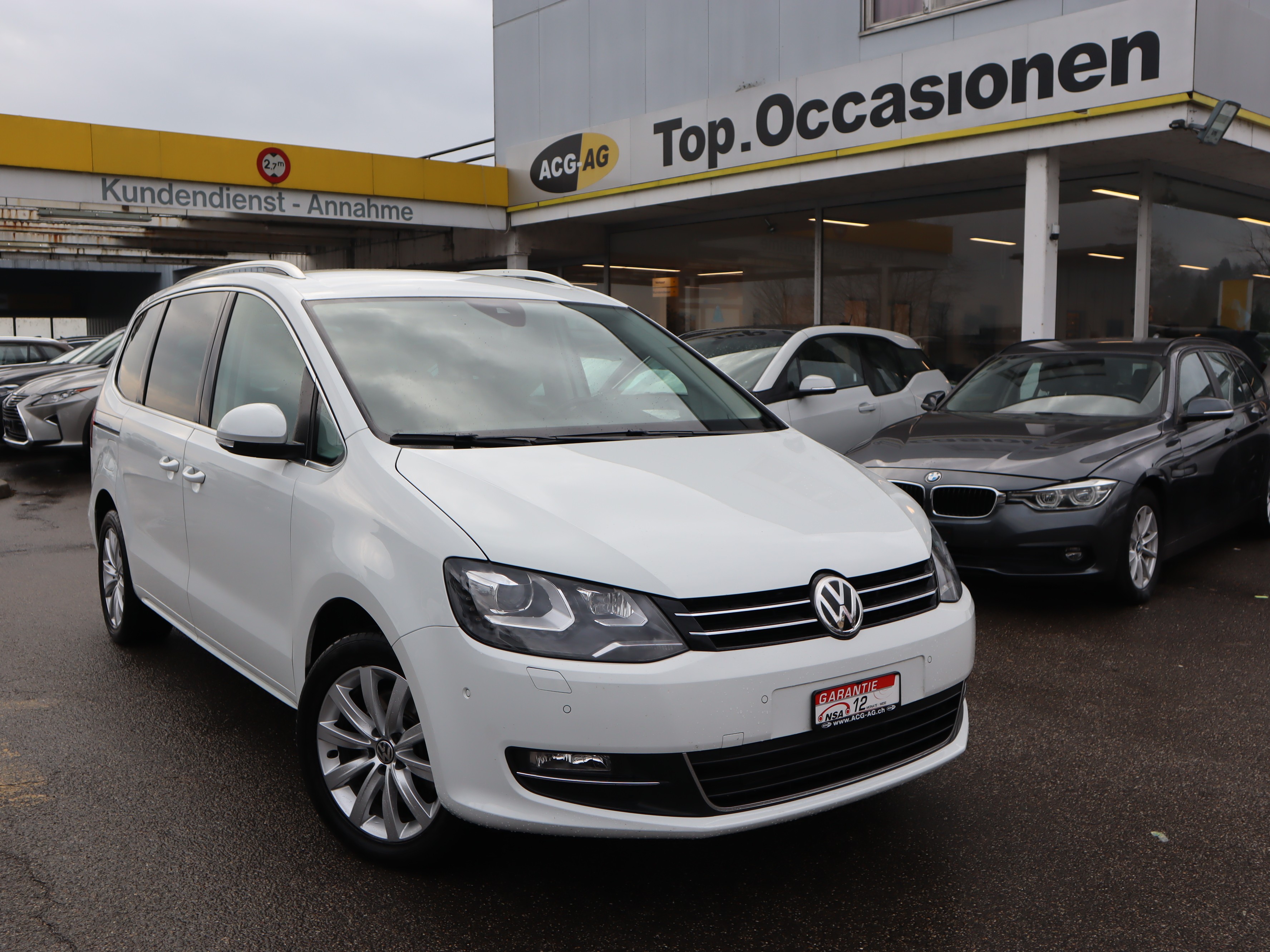 VW Sharan 2.0 TDI BMT Highline 4Motion DSG ** Alcantara-Leder ** Gr-Navi ** RF-Kamera ** ACC ** Totwinkel-Assistent ** Ab MFK