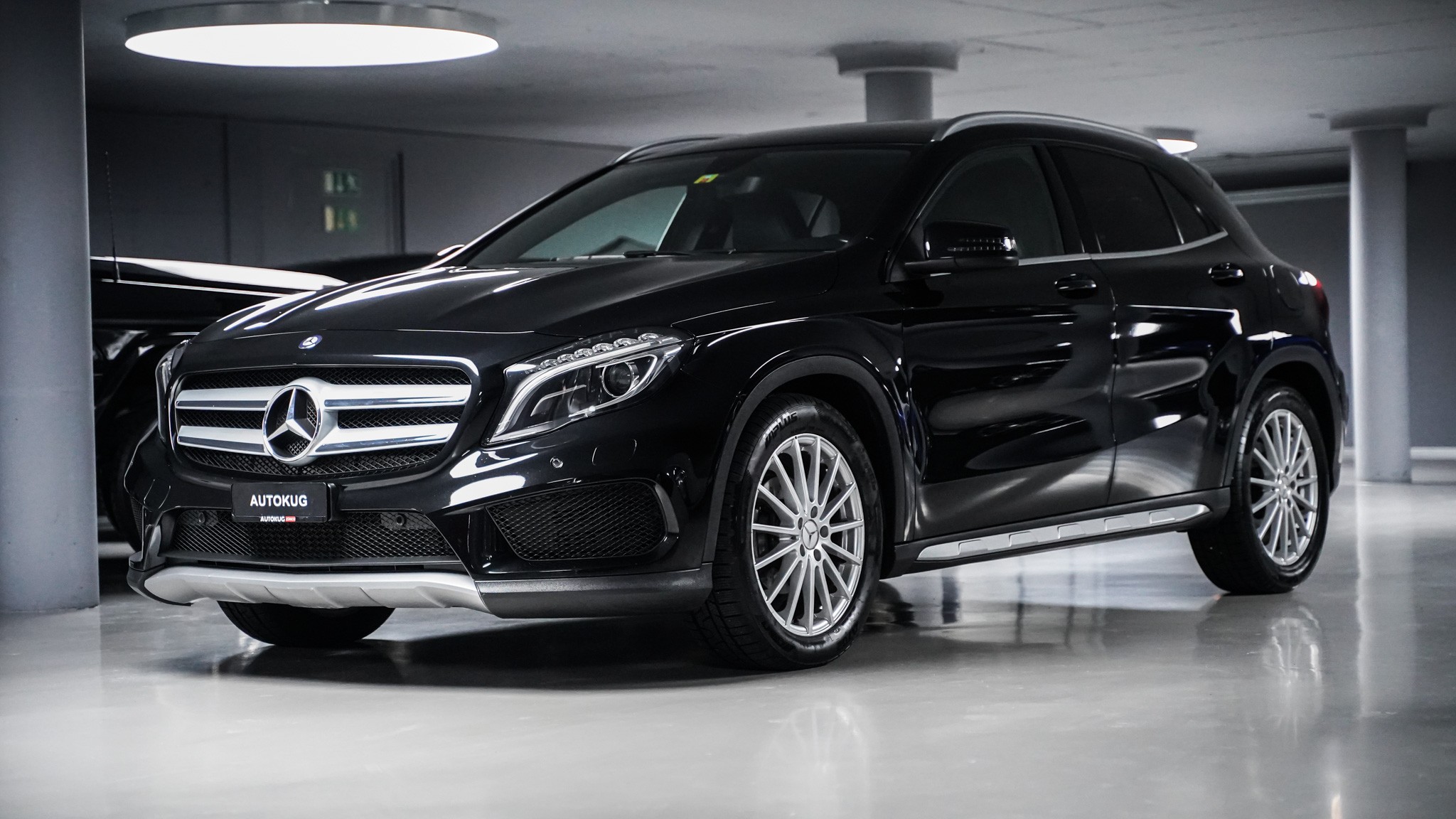 MERCEDES-BENZ GLA 200 CDI Swiss Star Edition AMG Line 4Matic 7G-DCT