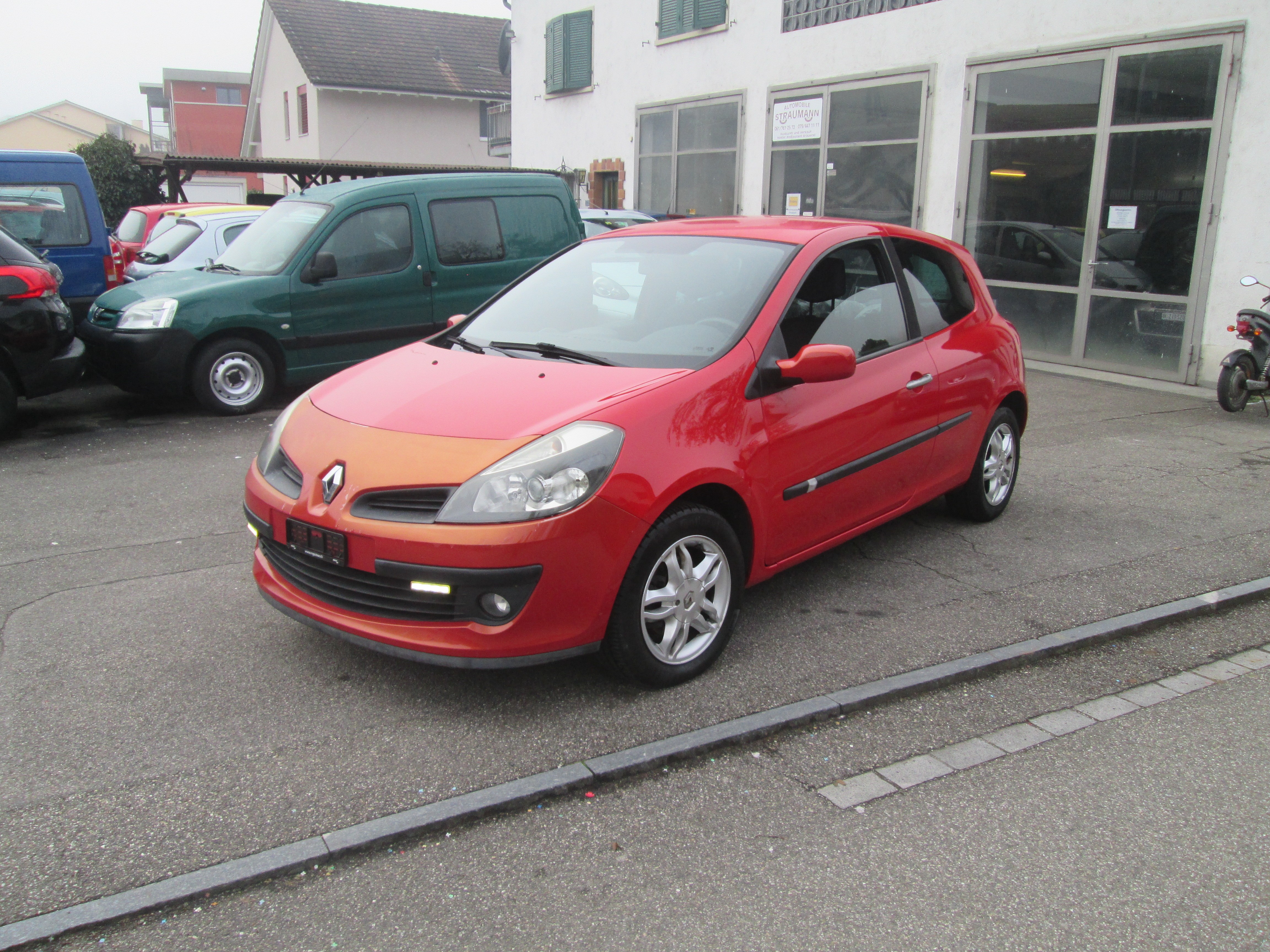 RENAULT Clio 1.2 16V Turbo Dynamique