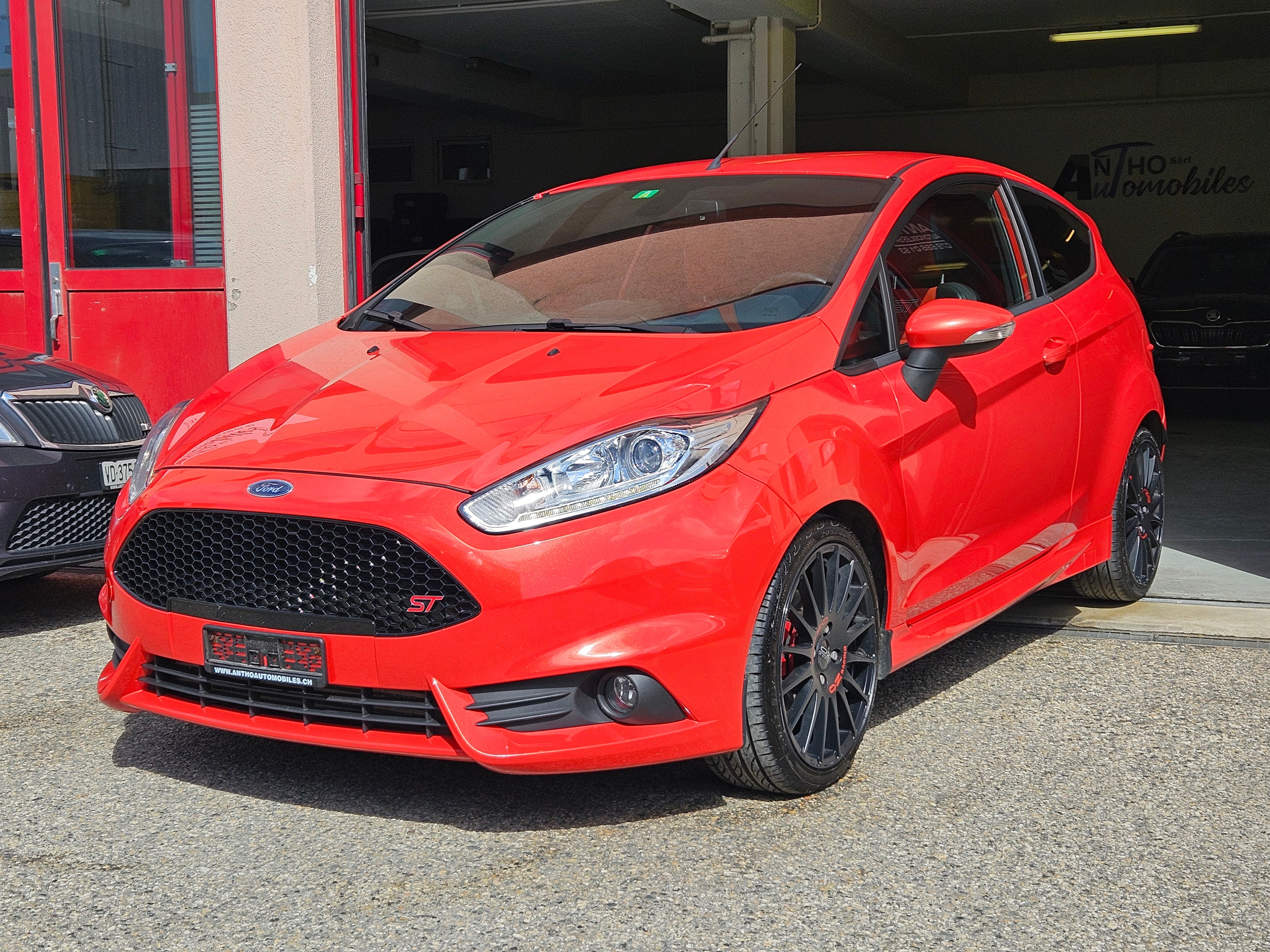 FORD Fiesta 1.6 SCTi ST-2