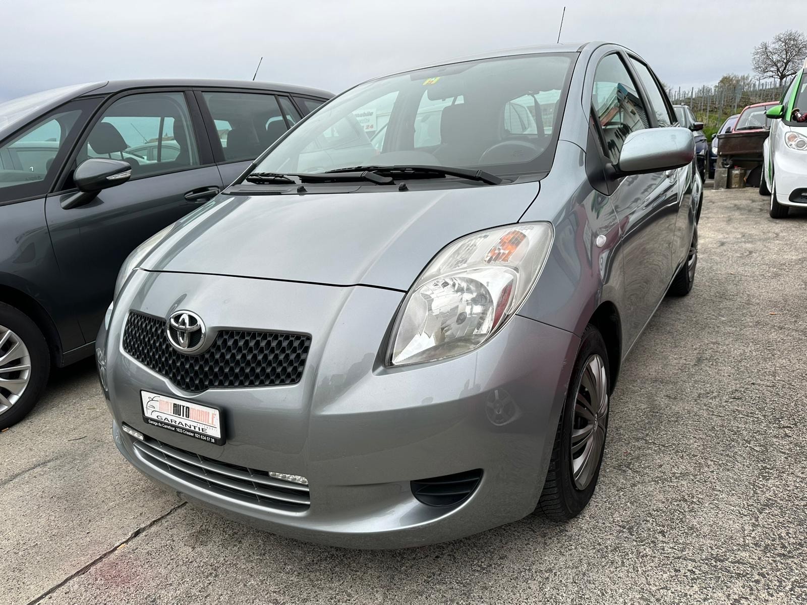 TOYOTA Yaris 1.3 Linea Luna